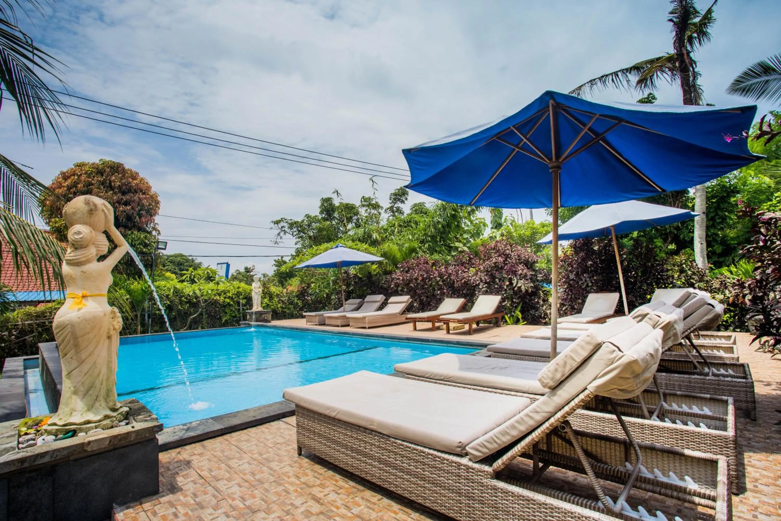 Swimming pool in Taos House Lembongan By DeWizZ Management