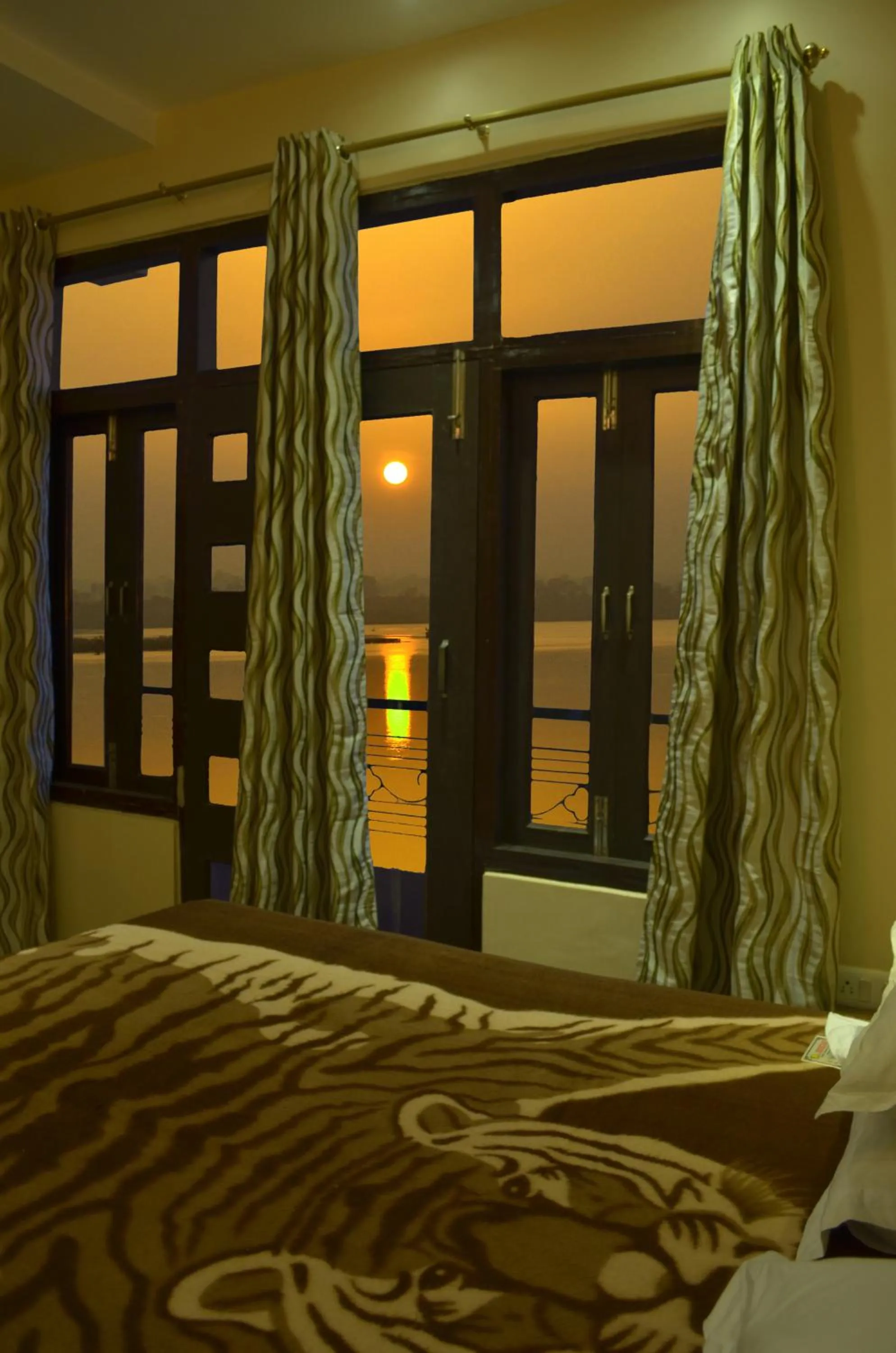 Bed in Ganga Monastery