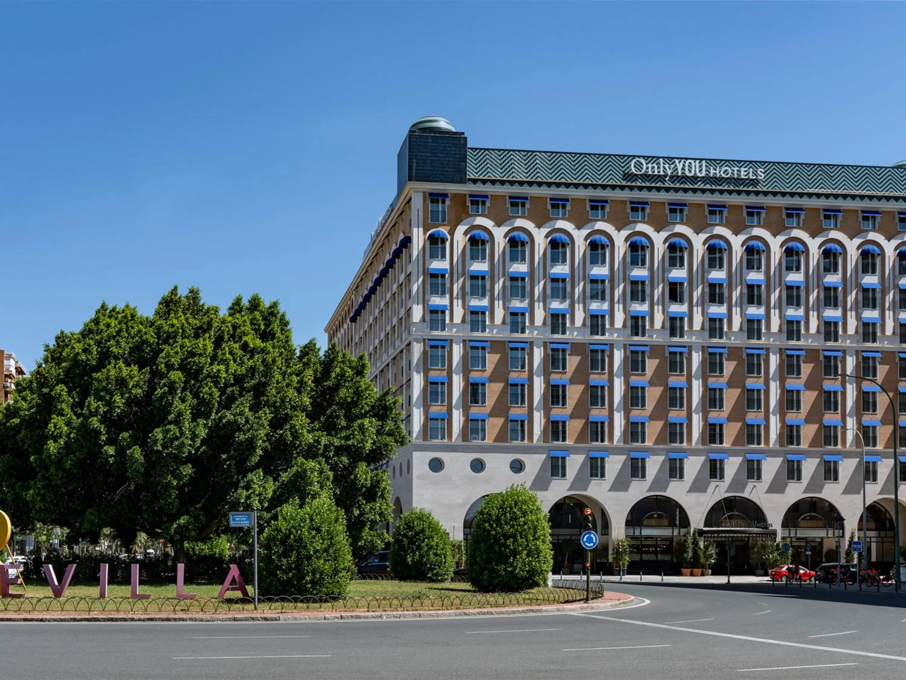 Property Building in Ayre Hotel Sevilla