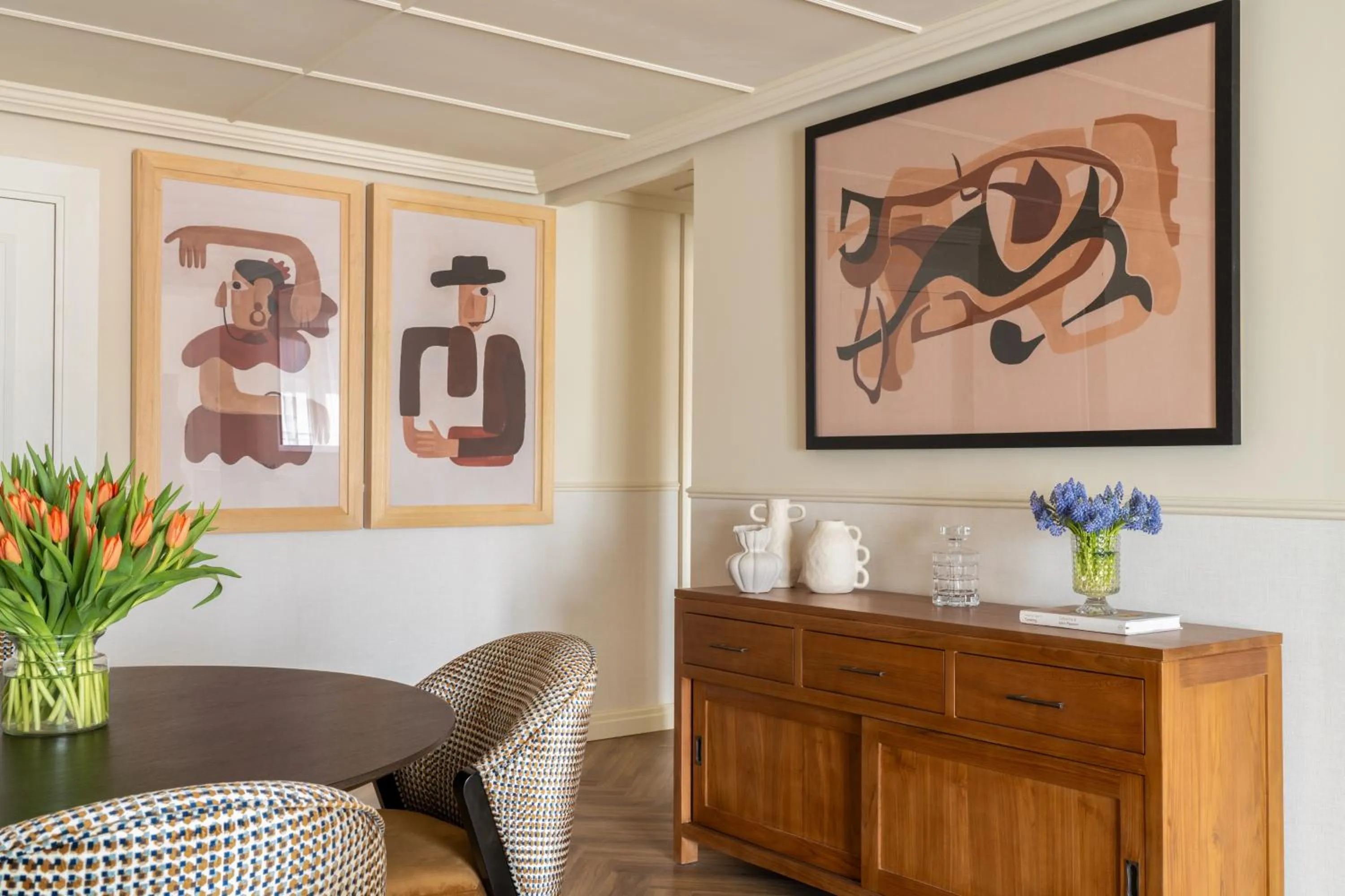 Living room, Bathroom in Ayre Hotel Sevilla