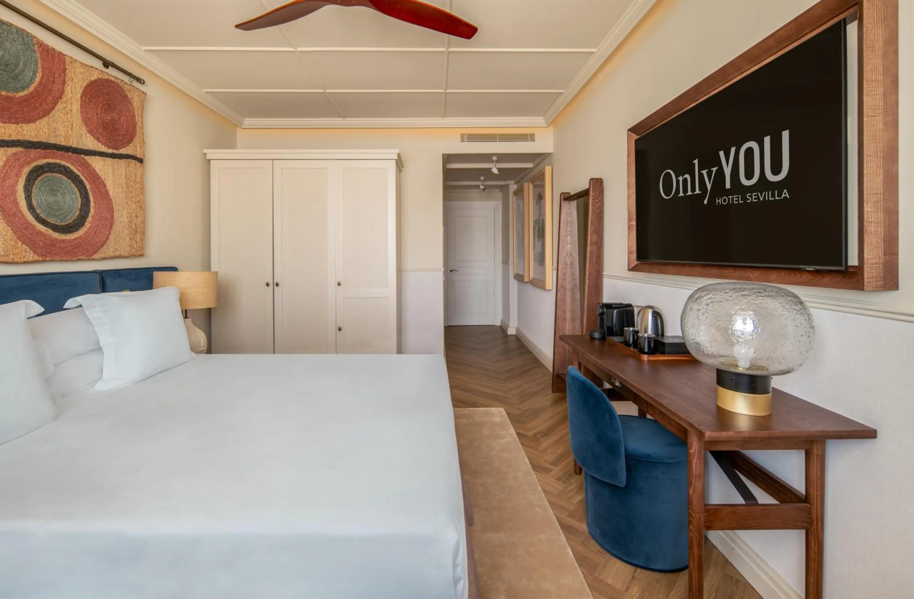 Photo of the whole room, Bed in Only YOU Hotel Sevilla