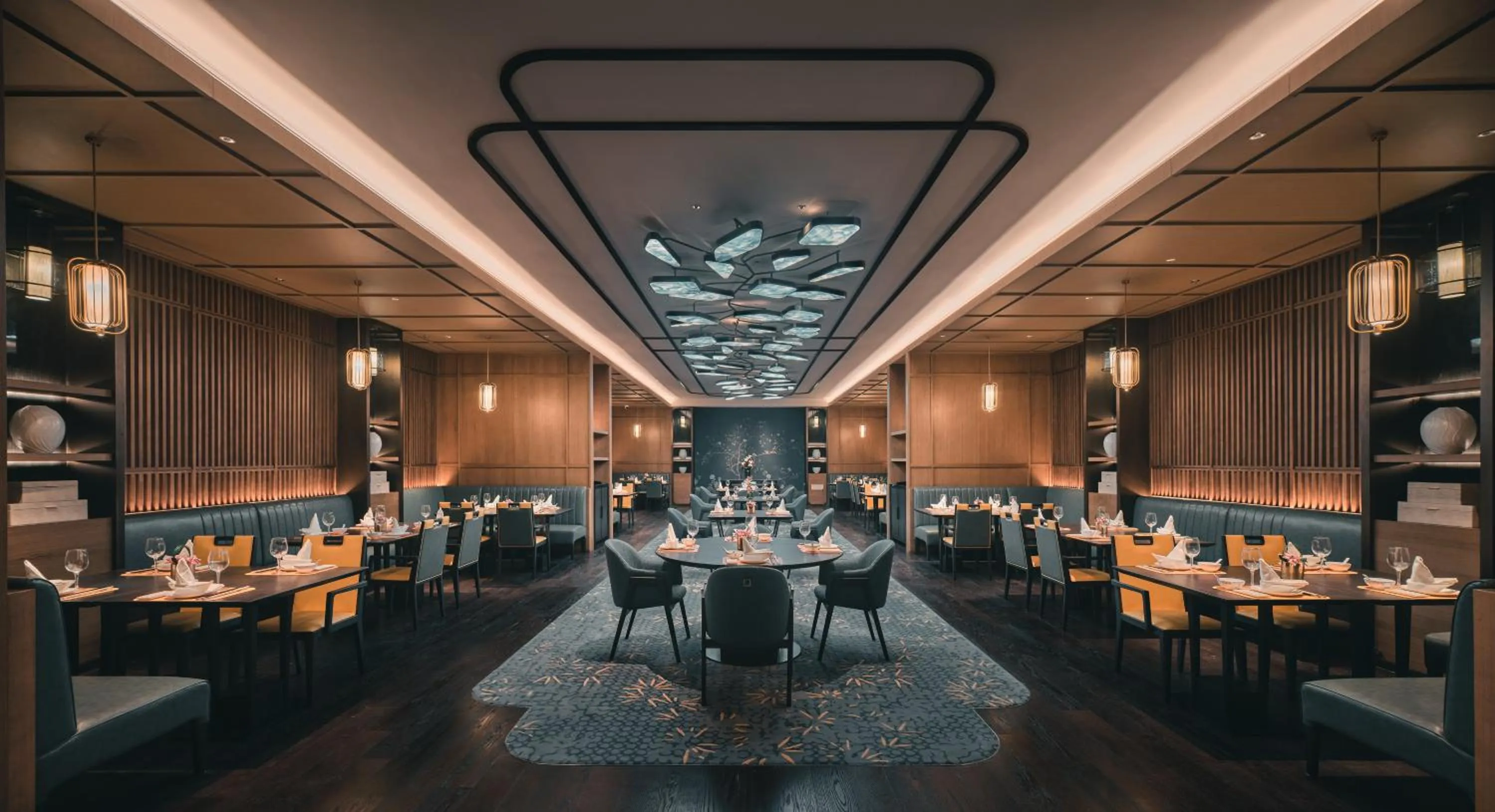 Restaurant/Places to Eat in HUALUXE Kunshan Huaqiao, an IHG Hotel