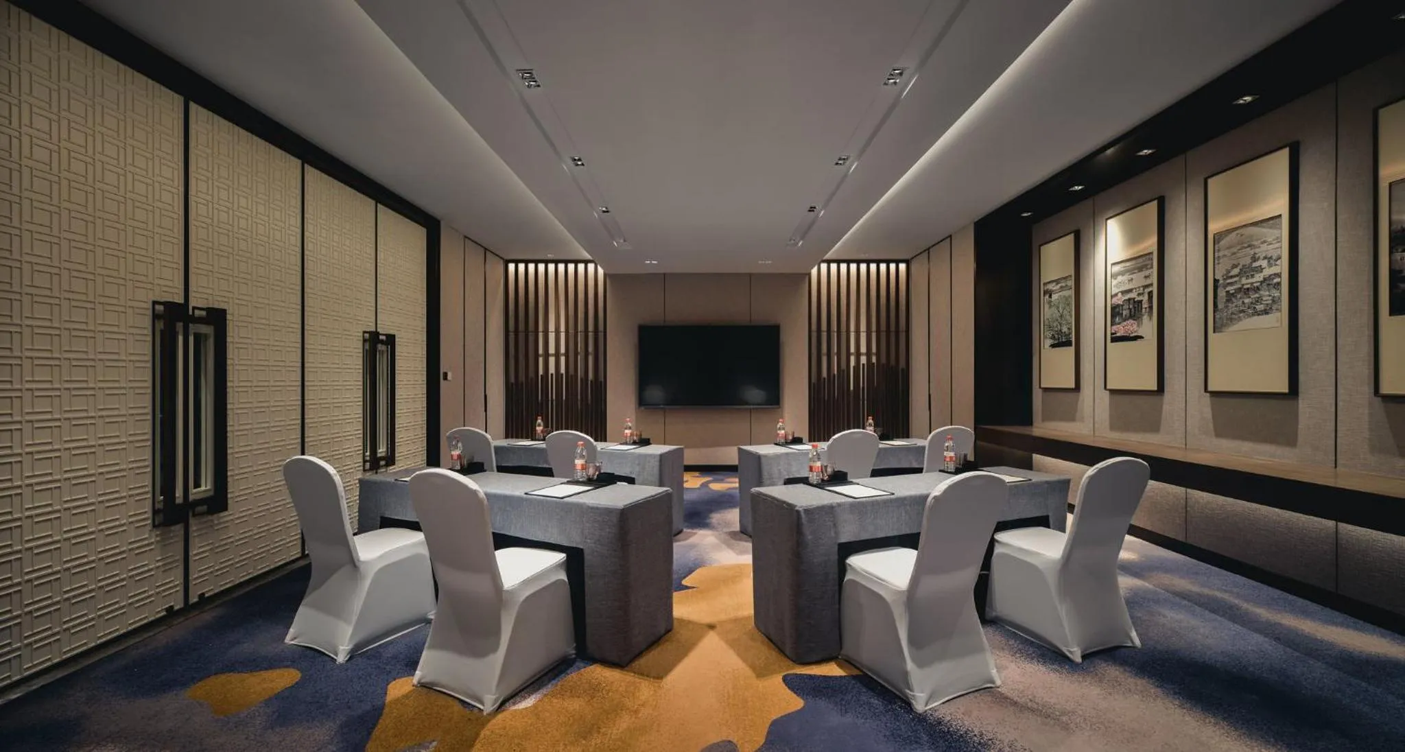 Meeting/conference room in HUALUXE Kunshan Huaqiao, an IHG Hotel