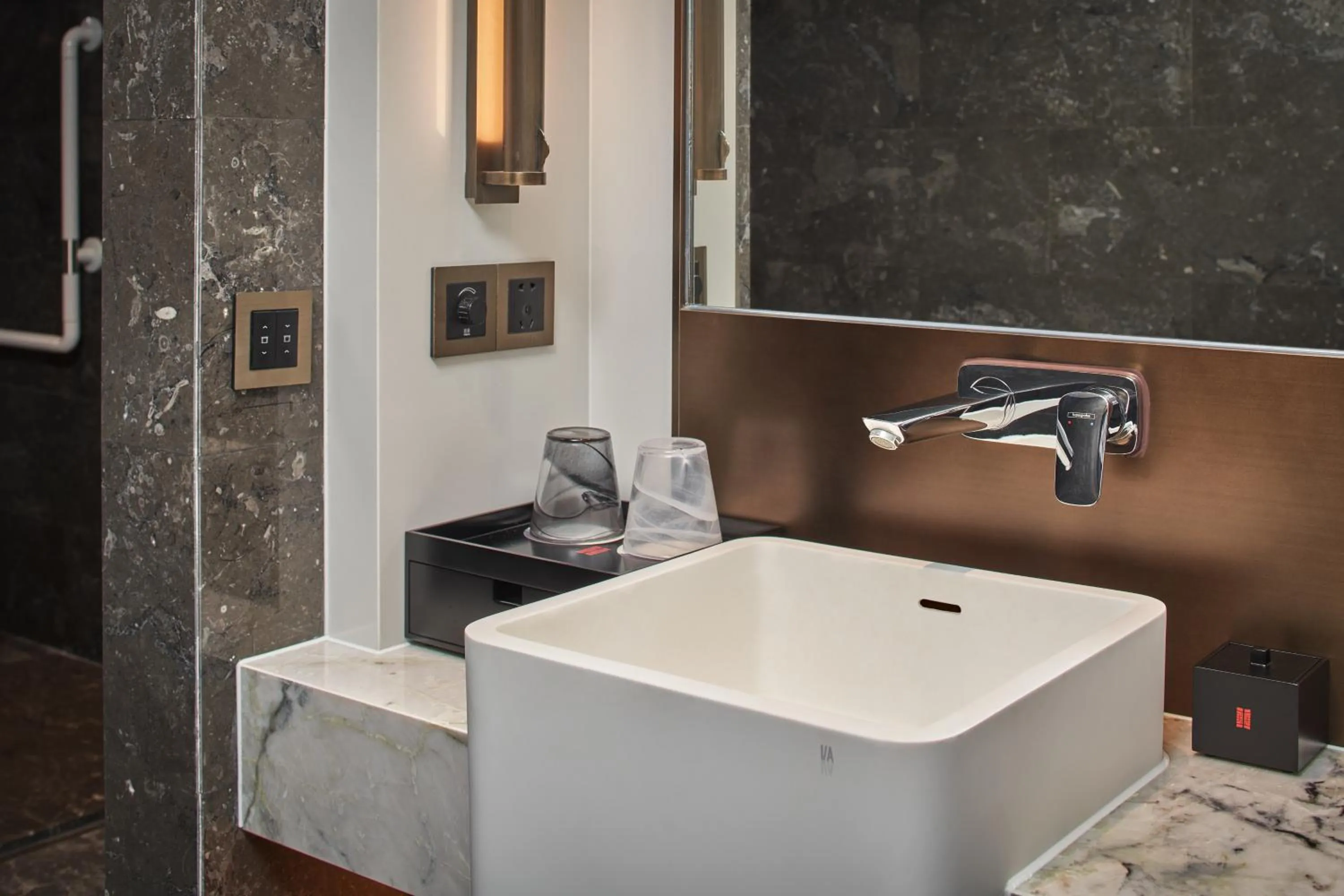 Bathroom in HUALUXE Kunshan Huaqiao, an IHG Hotel