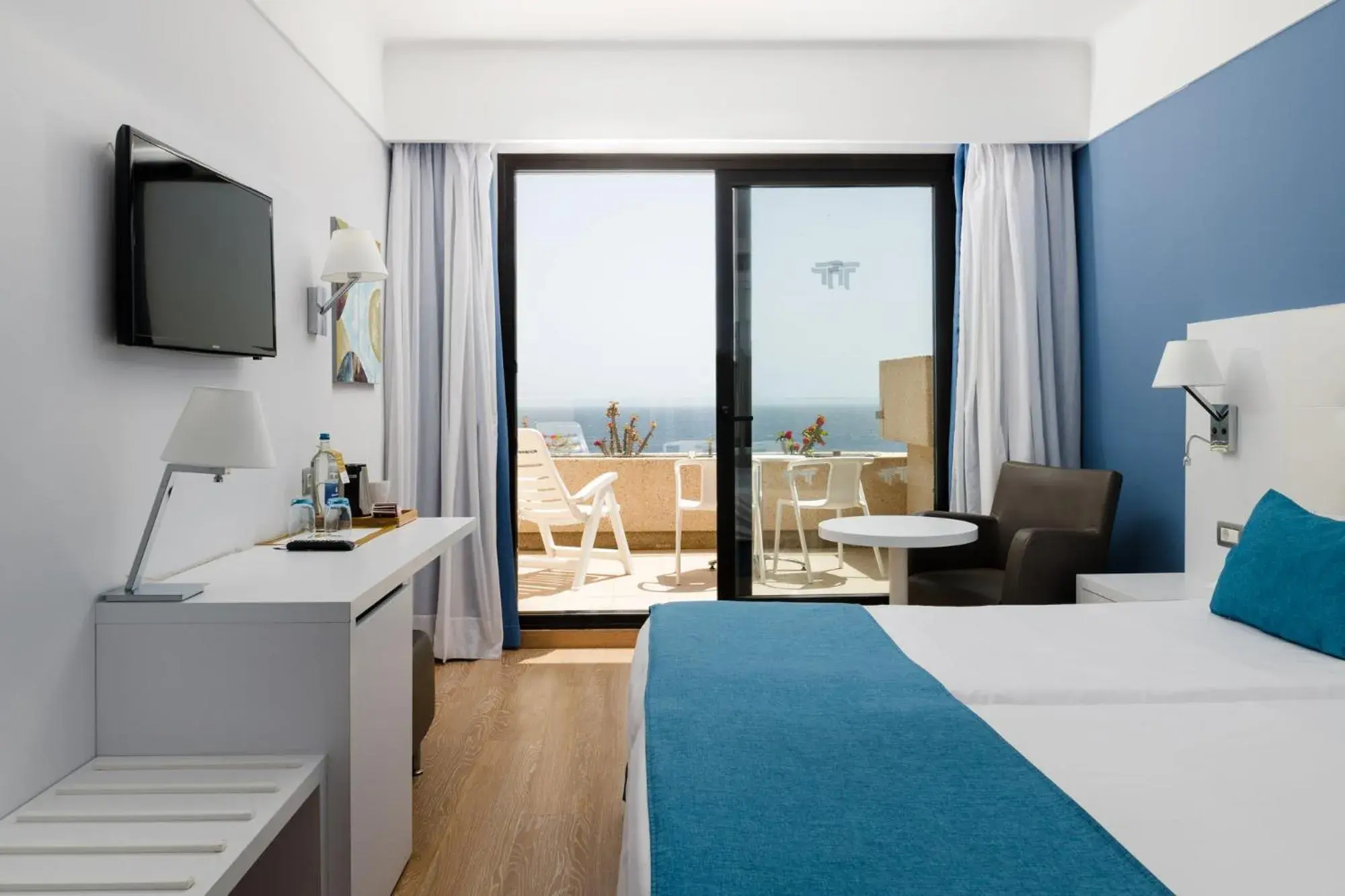 Superior Double or Twin Room with Sea View (1 Adult) in Alexandre Grand Teguise Playa Superior Double or Twin Room with Sea View (1 Adult) in Alexandre Grand Teguise Playa