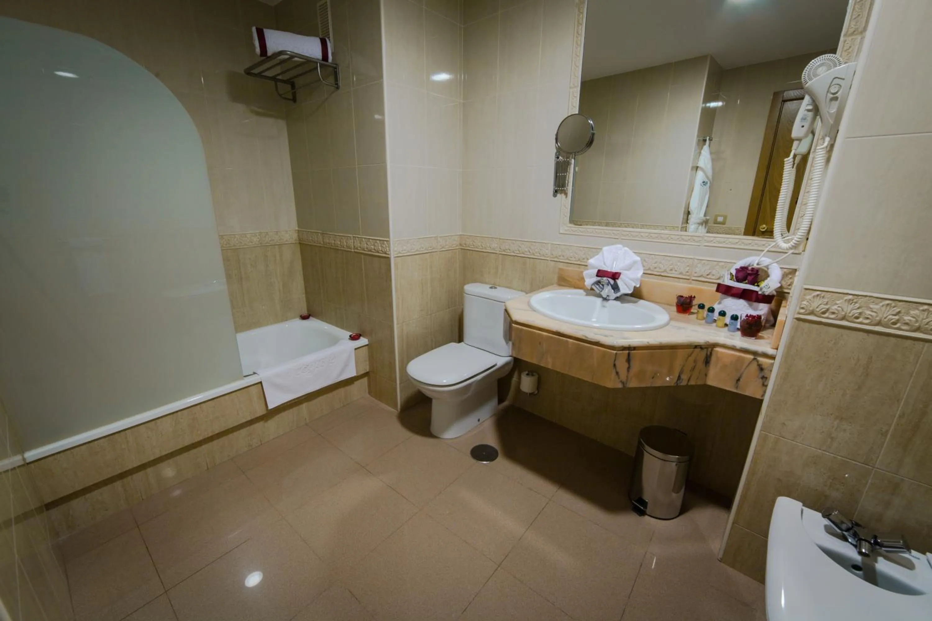 Bathroom in Hotel Regio 2