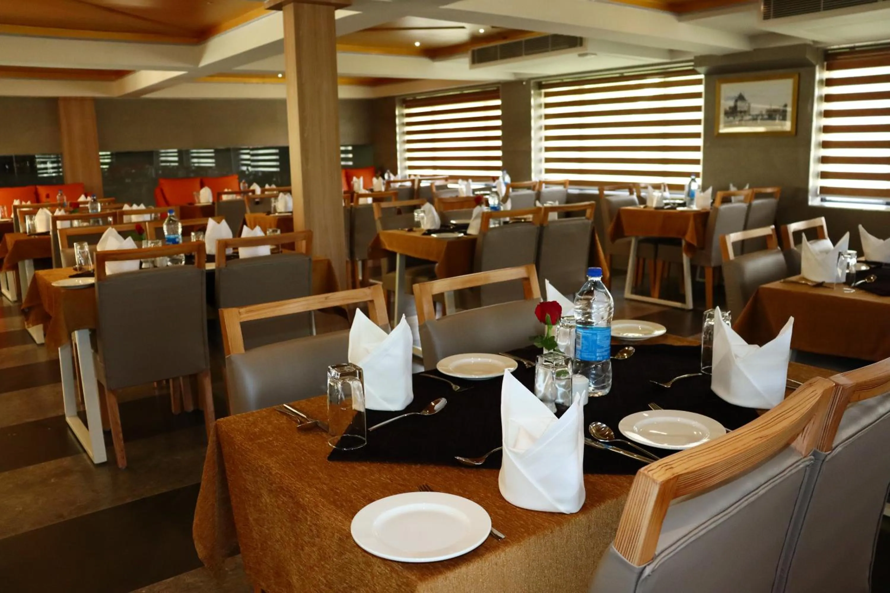 Restaurant/places to eat in Capital Park Residency