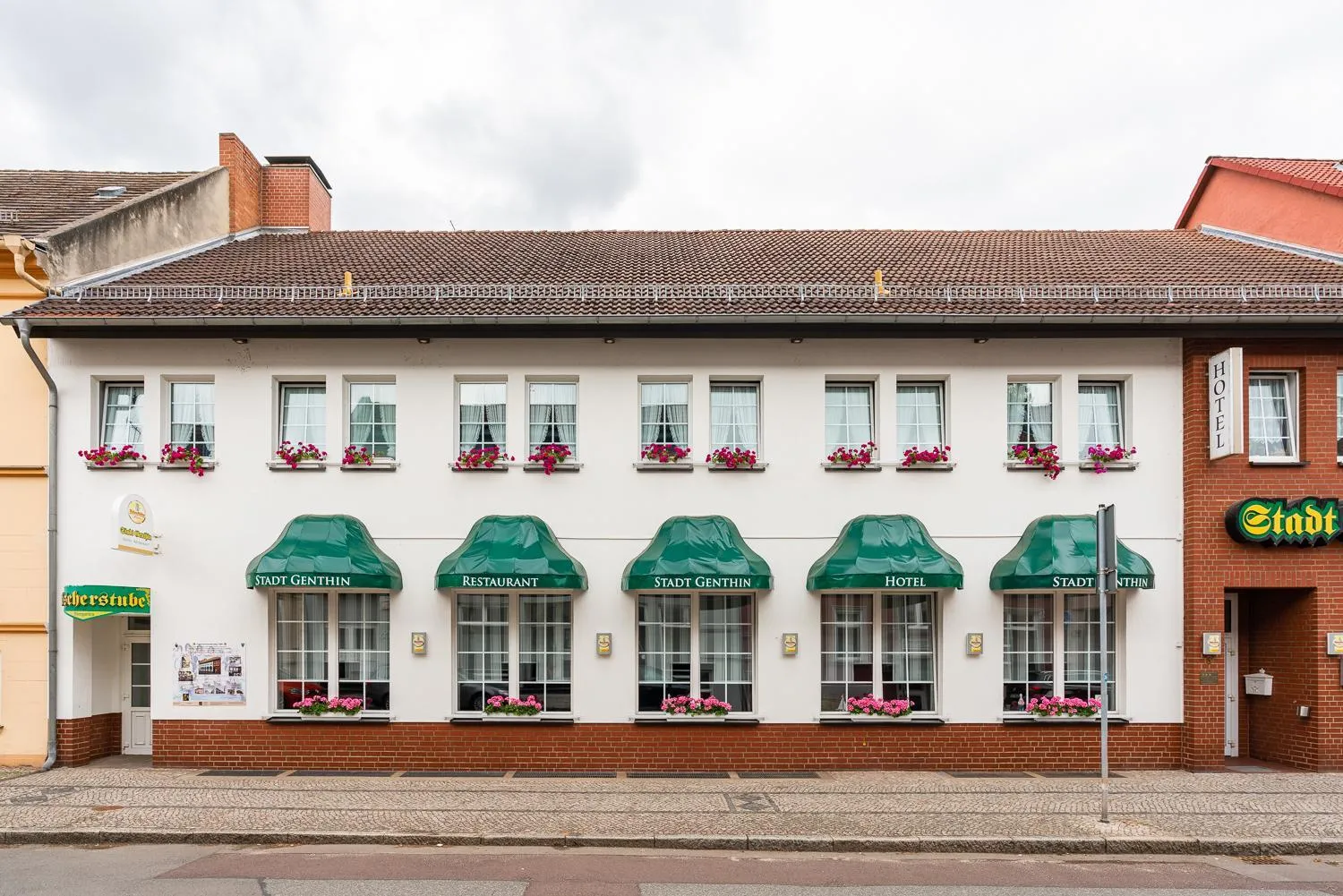 Property building in Hotel & Restaurant Stadt Genthin