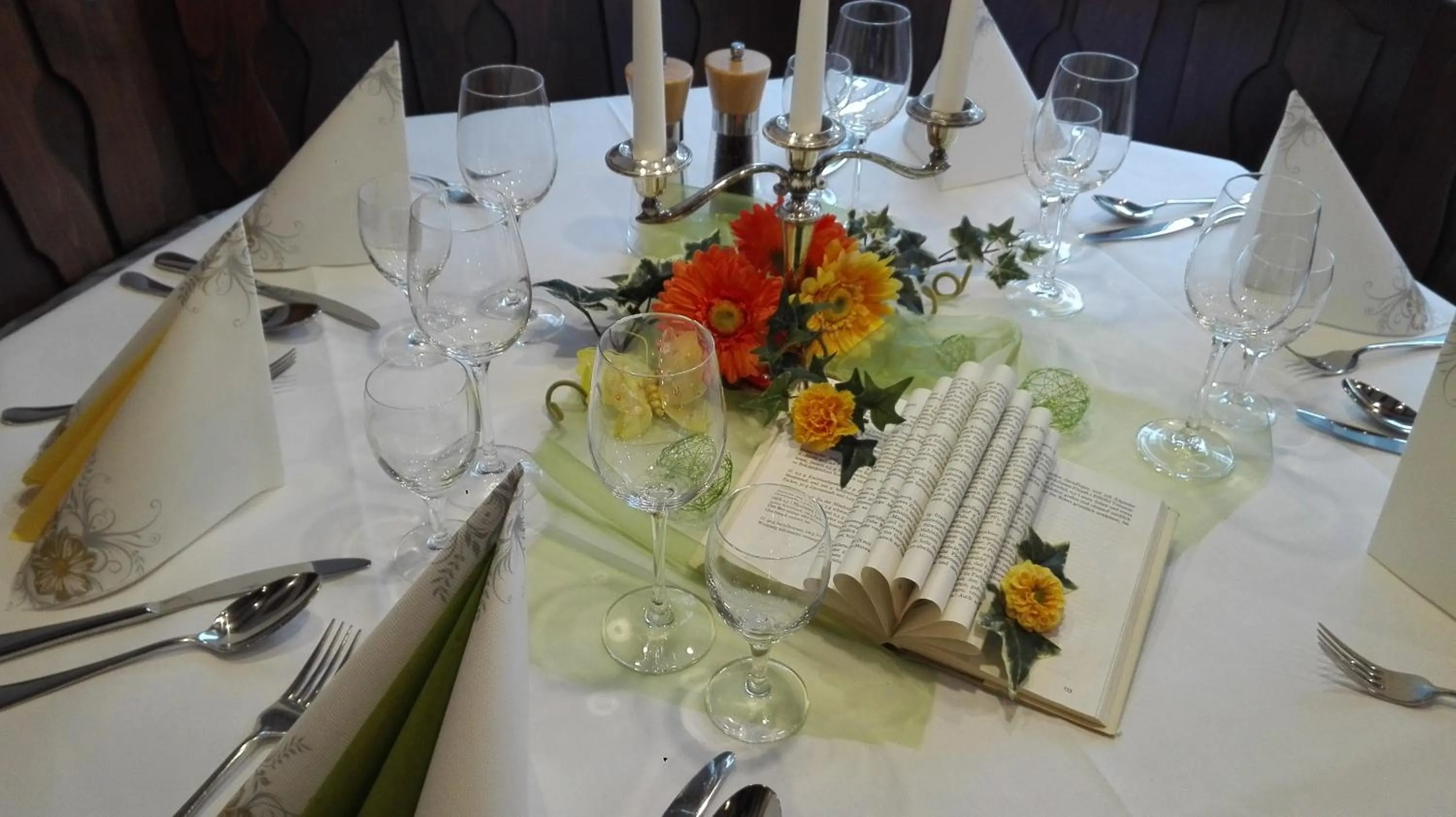 Restaurant/places to eat in Hotel & Restaurant Stadt Genthin