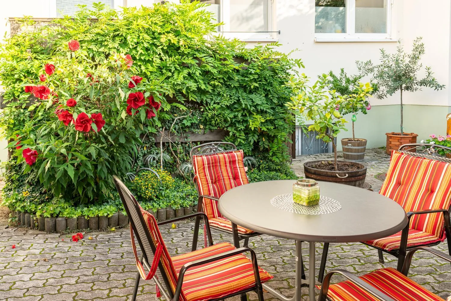 Patio in Hotel & Restaurant Stadt Genthin