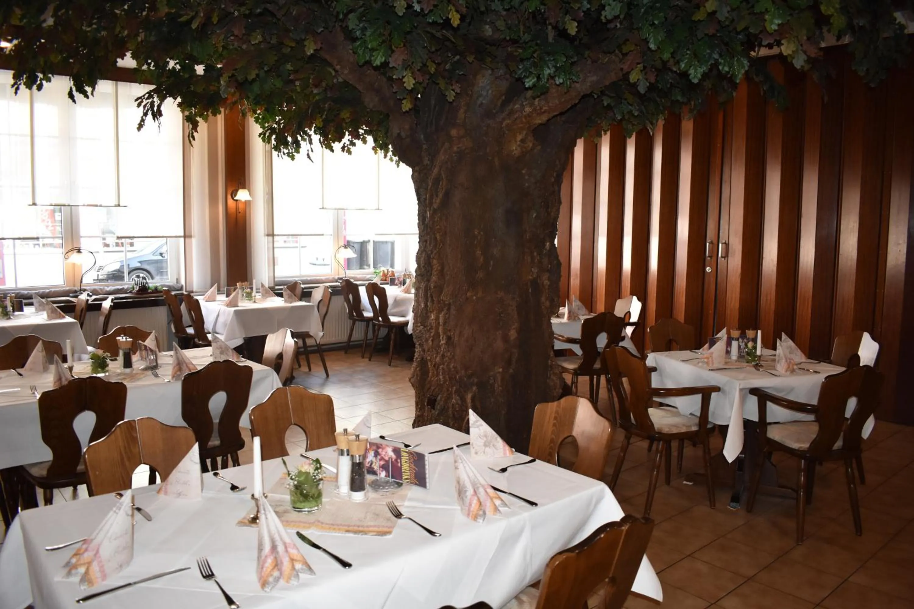 Restaurant/places to eat in Hotel & Restaurant Stadt Genthin