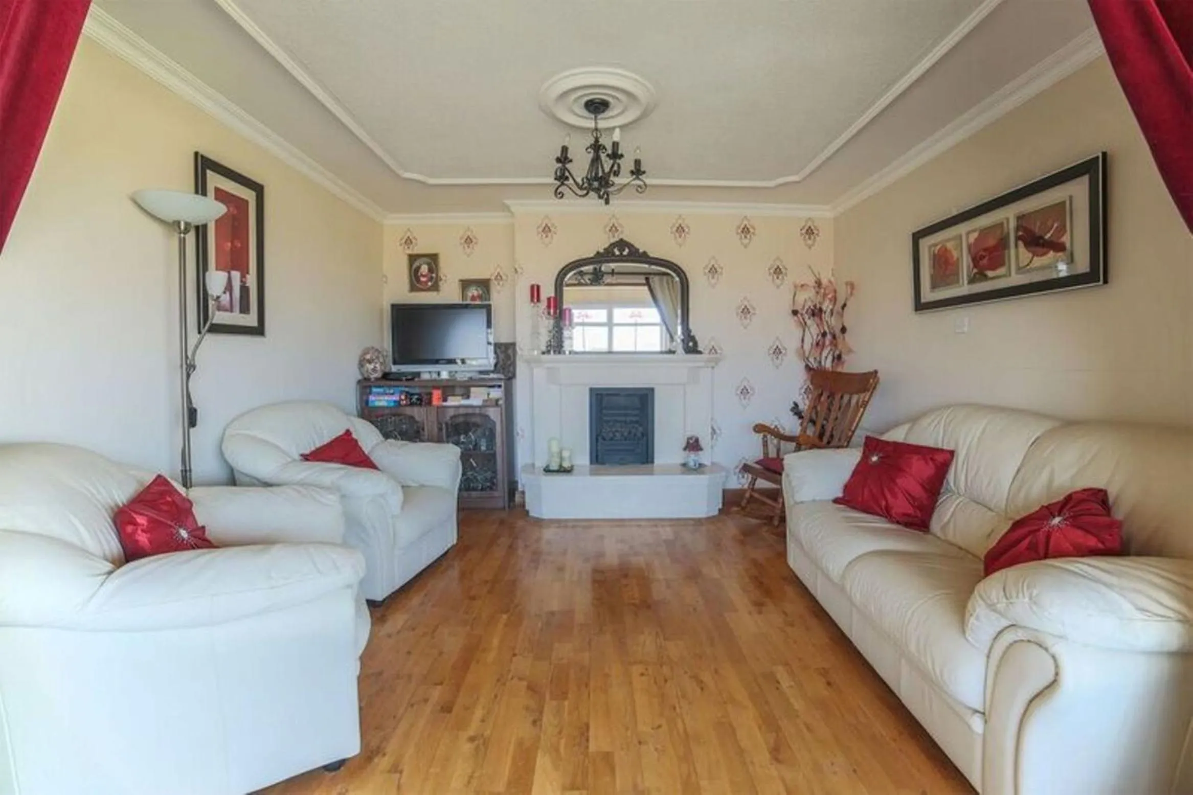 Living room in Bru Chlann Lir