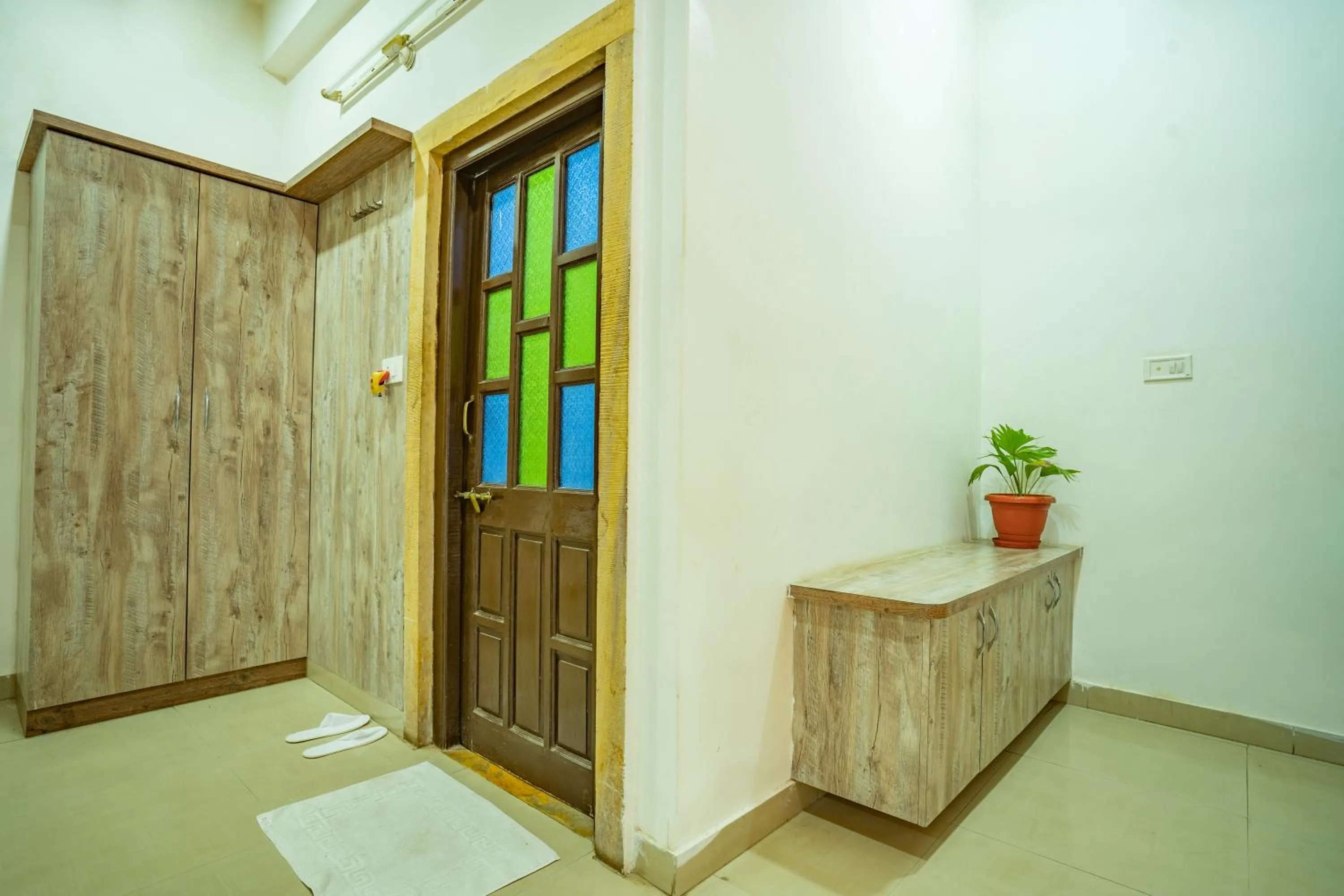 Bathroom in Hotel Marina Mahal with Swimming Pool