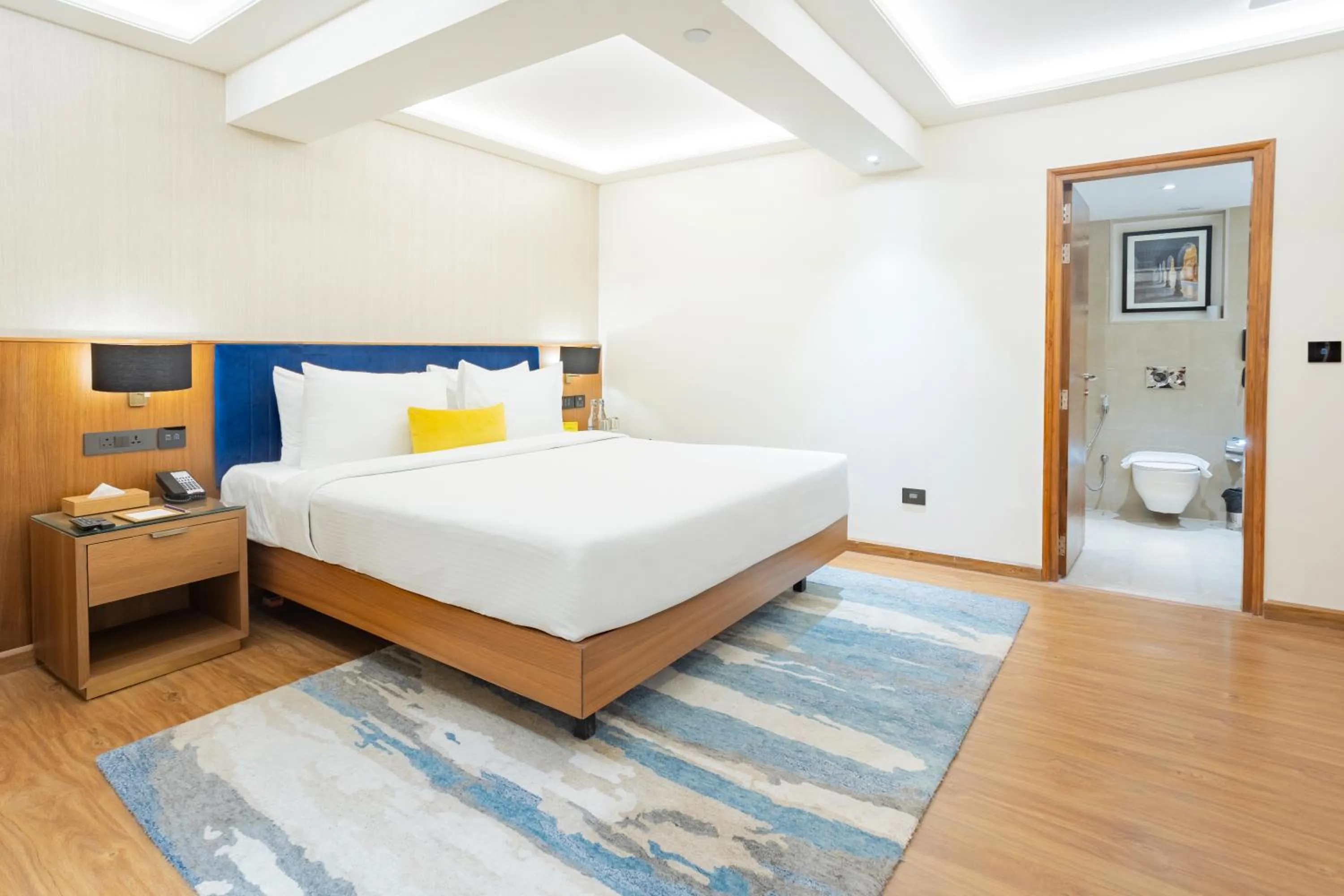 Bedroom, Bed in Golden Tulip Jaipur City Center