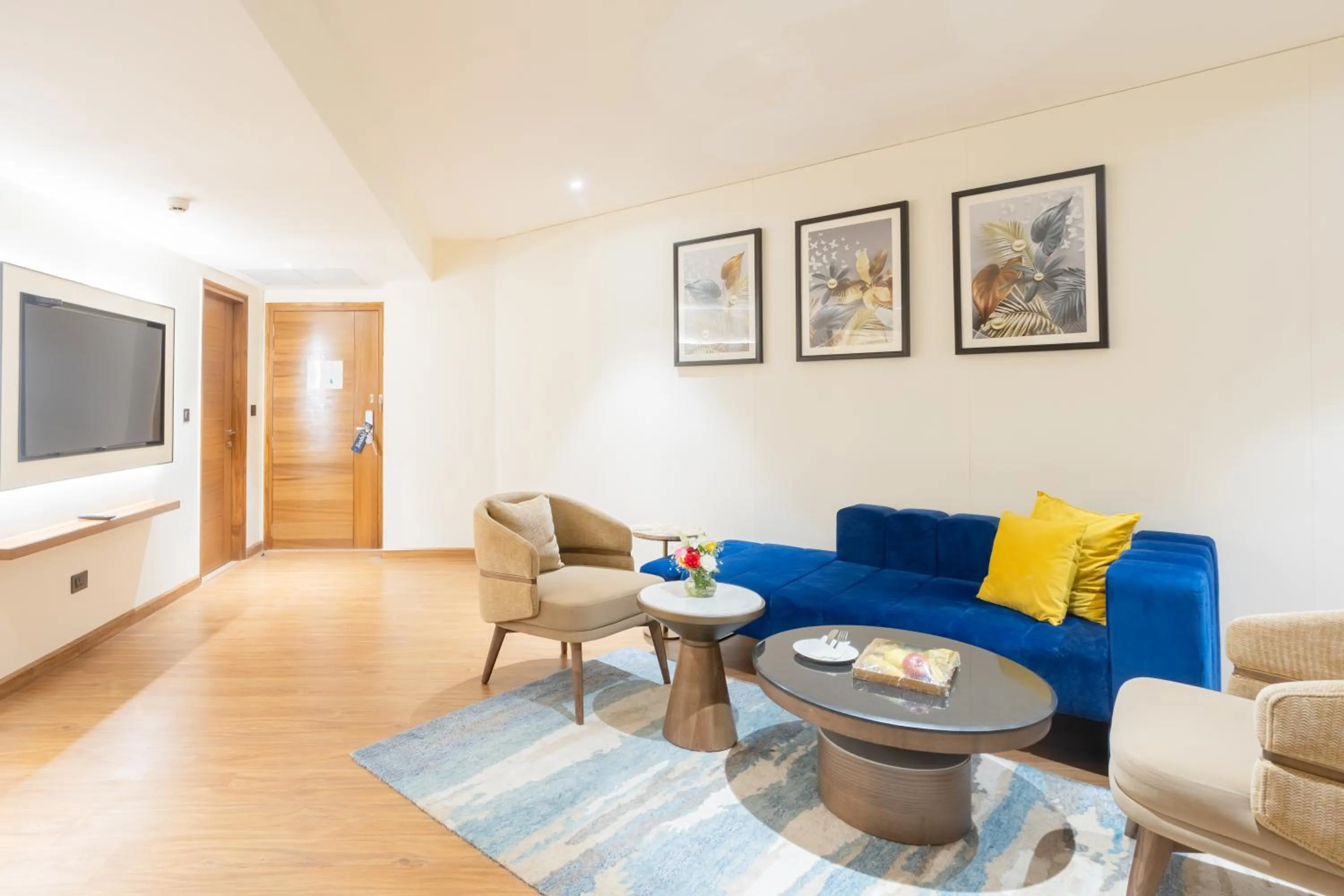 Living room in Golden Tulip Jaipur City Center