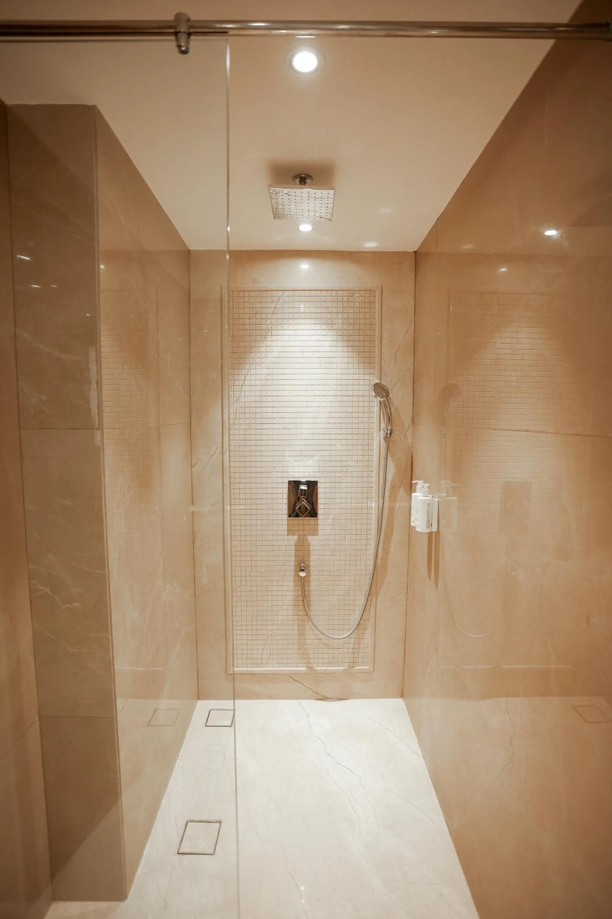 Bathroom in Golden Tulip Jaipur City Center