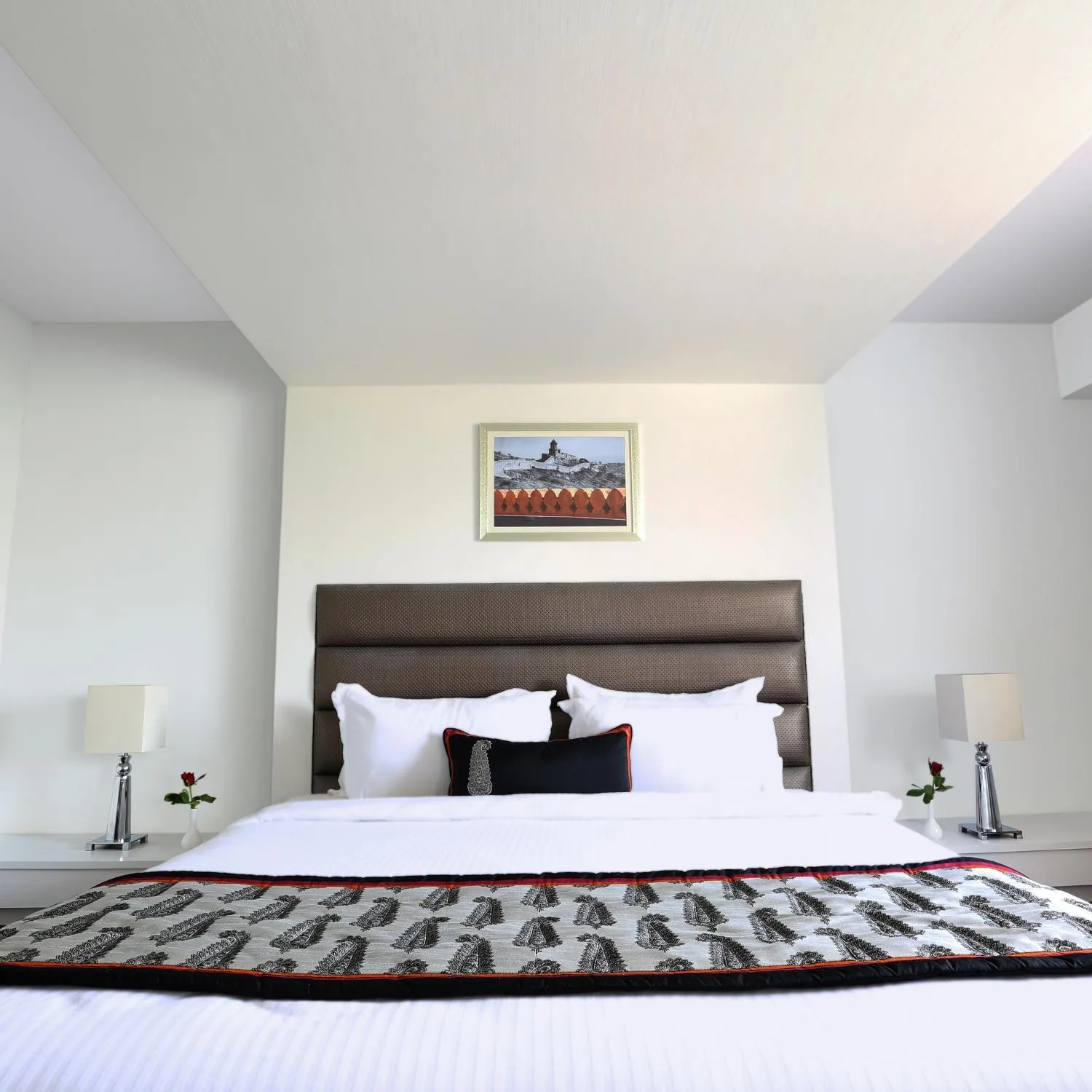 Bedroom, Bed in Golden Tulip Jaipur City Center