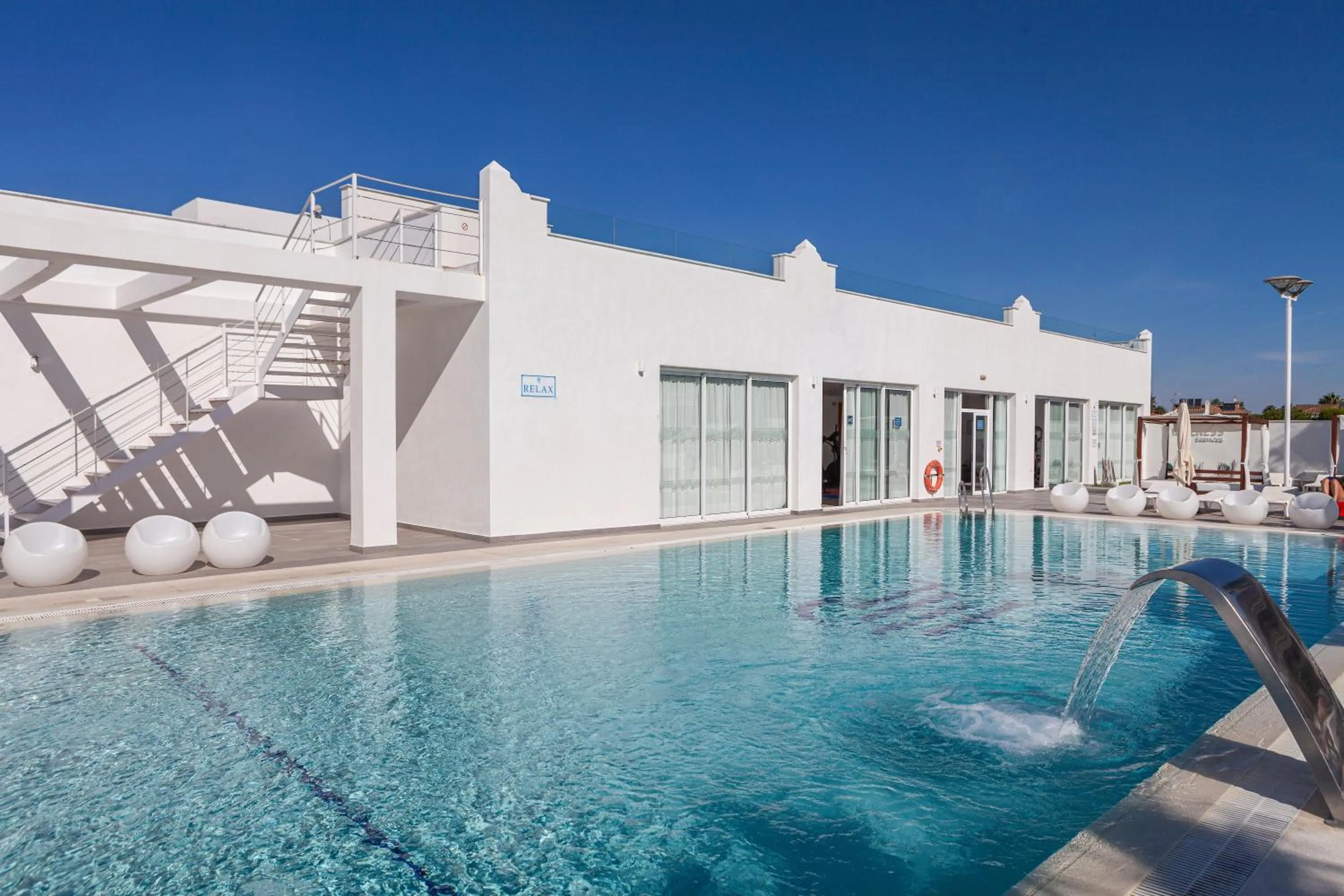 Swimming pool in Playa de la Luz