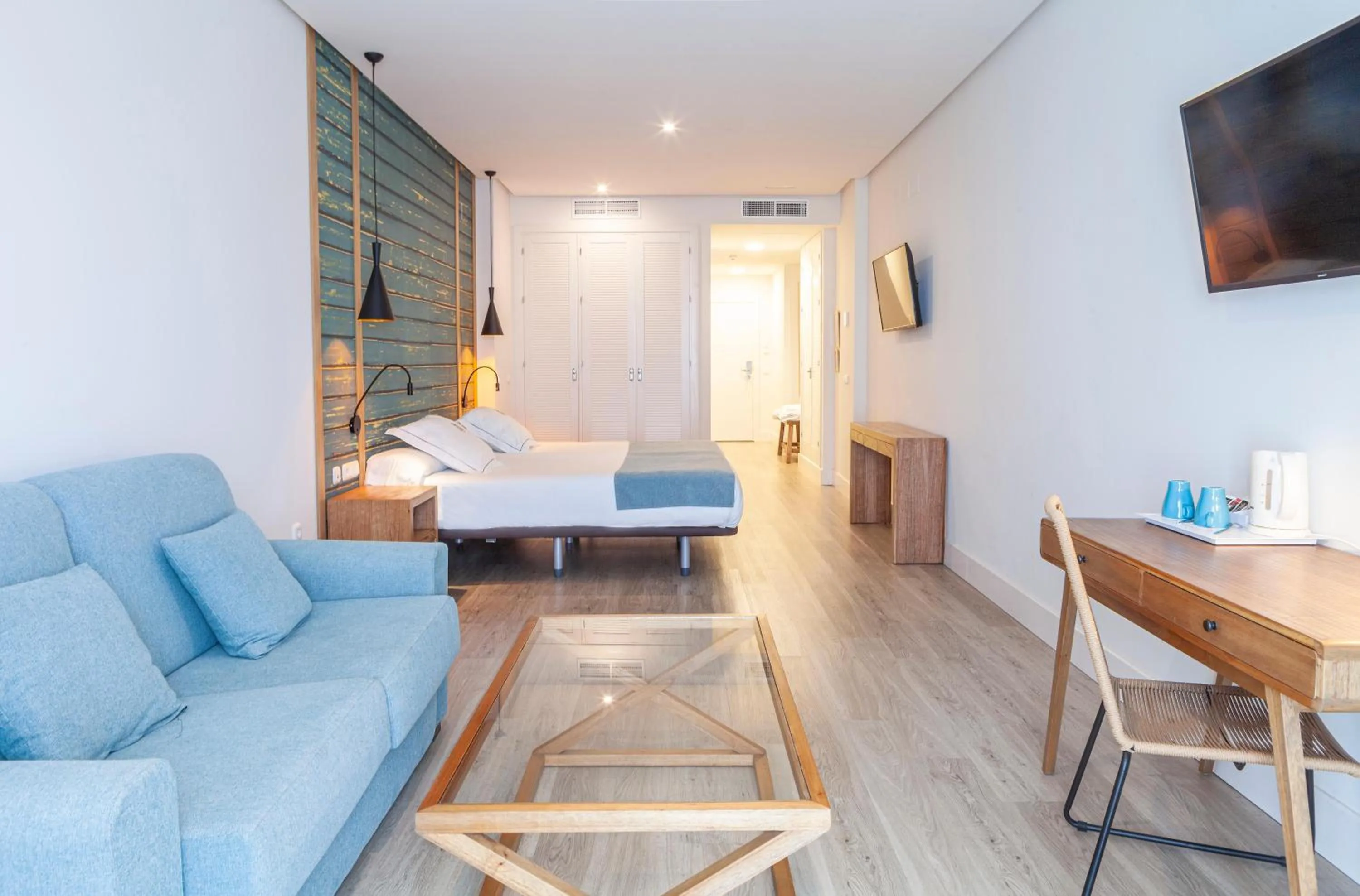 Photo of the whole room in Playa de la Luz