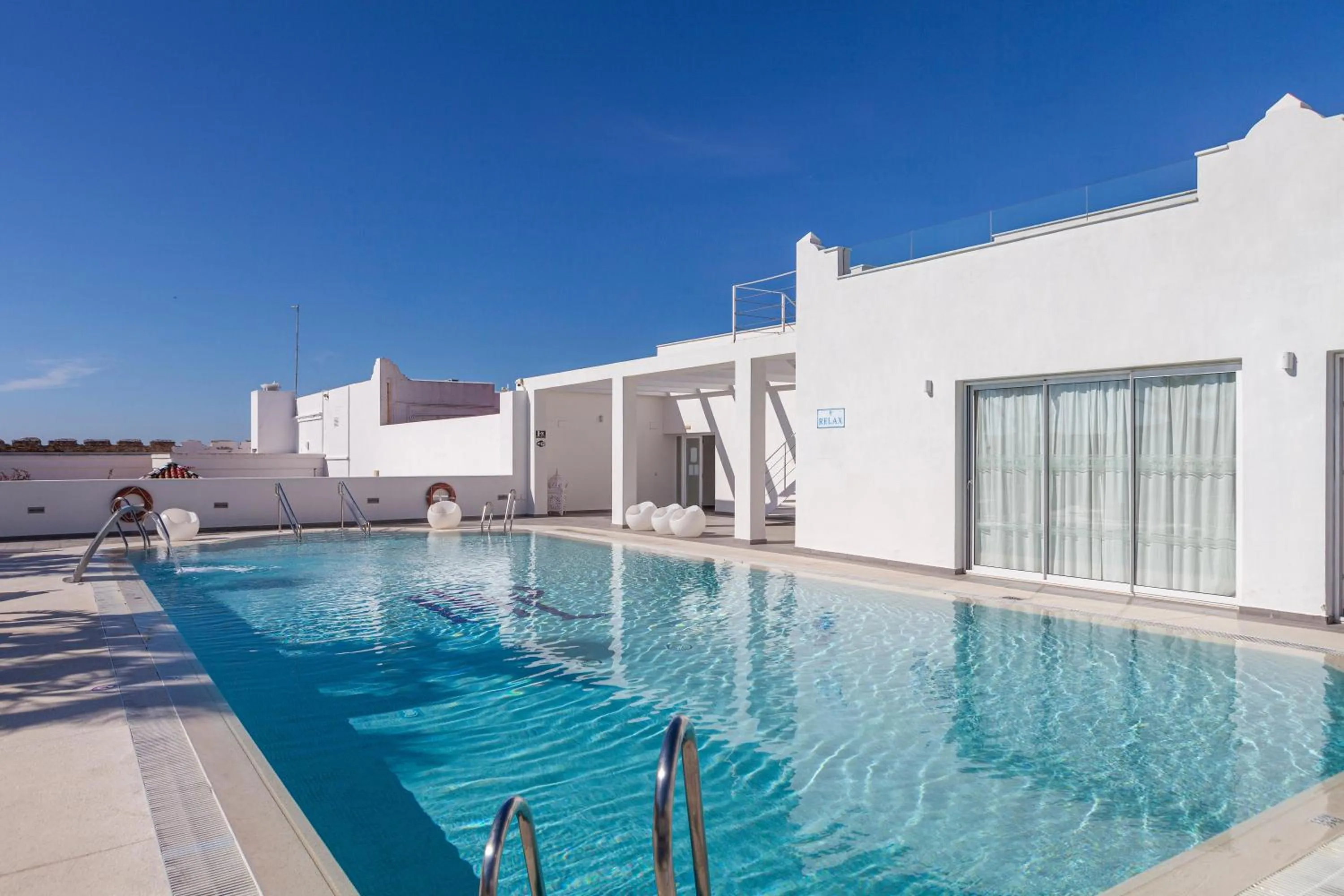 Swimming pool in Playa de la Luz