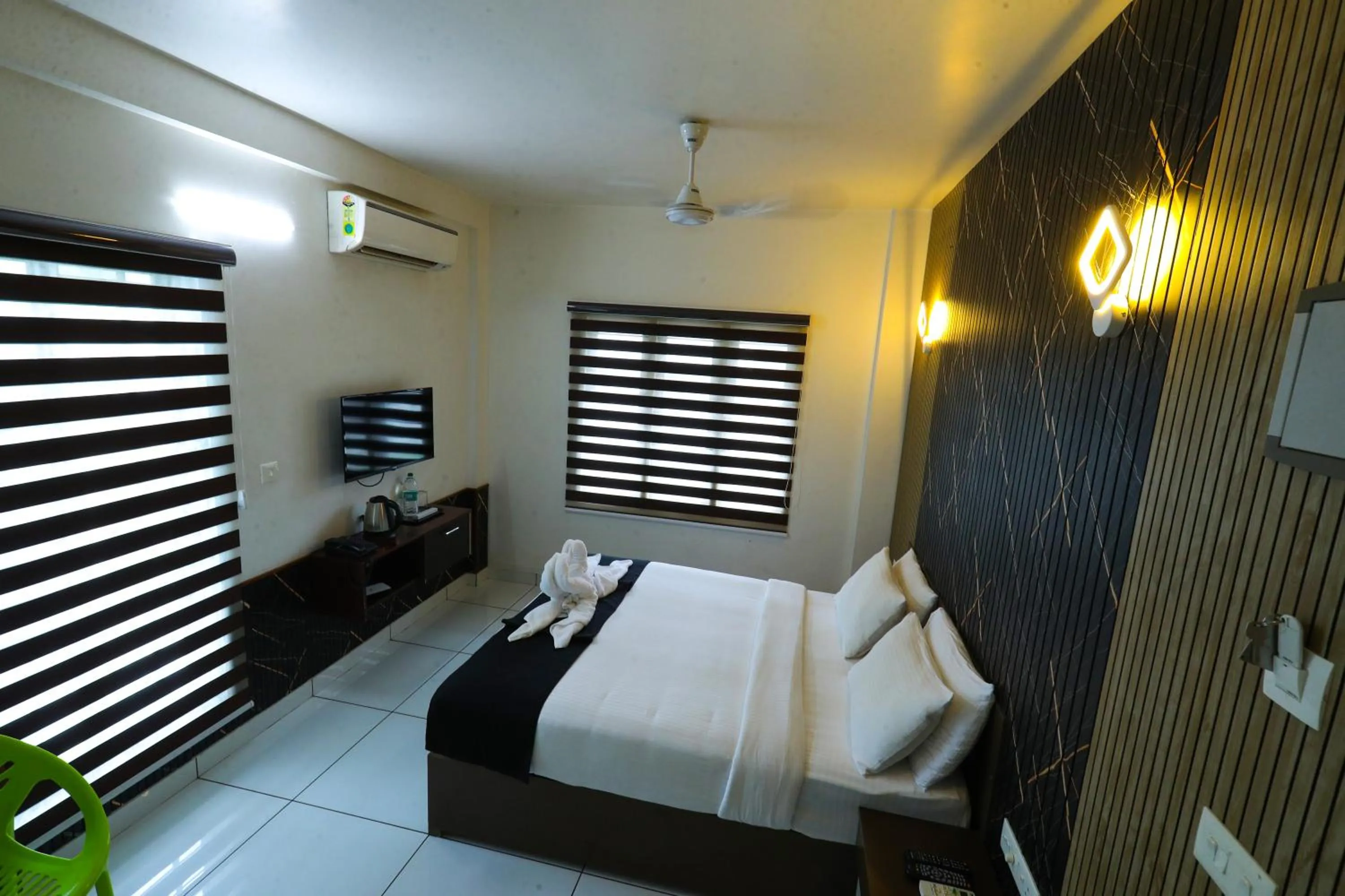 Bed in D-Green Hotels