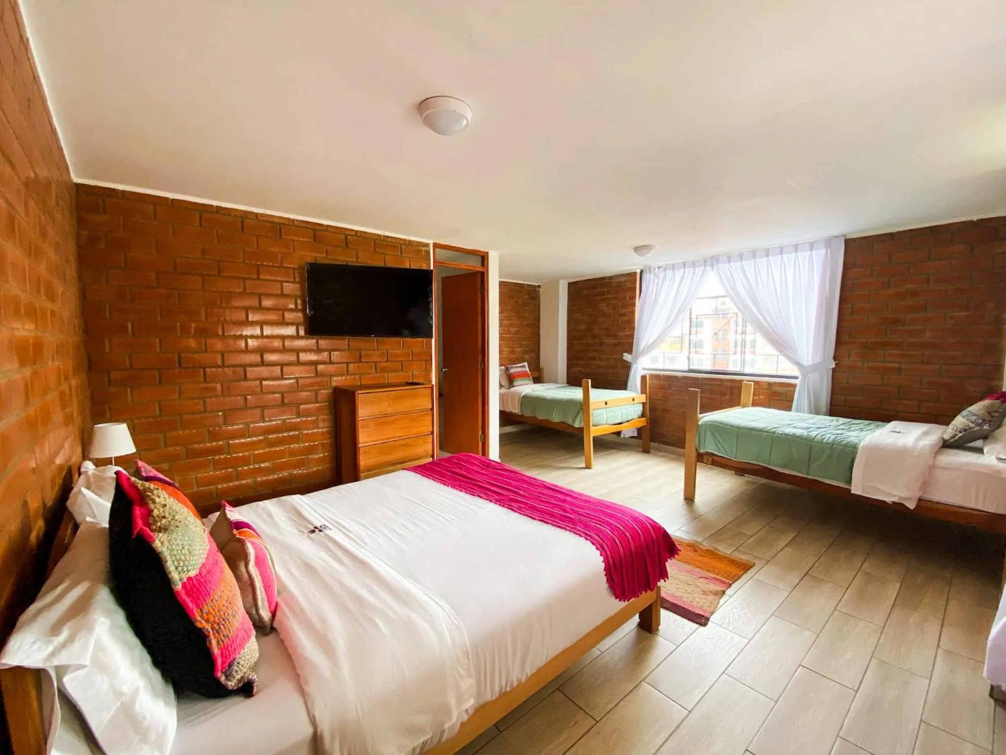 Bedroom, Bed in Tupac Huaraz