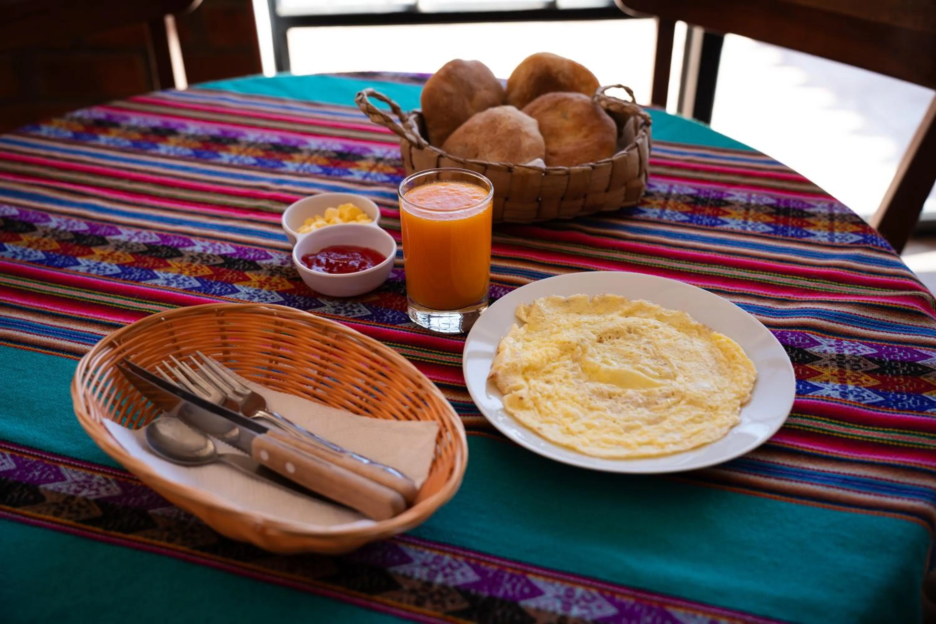 Breakfast in Tupac Huaraz