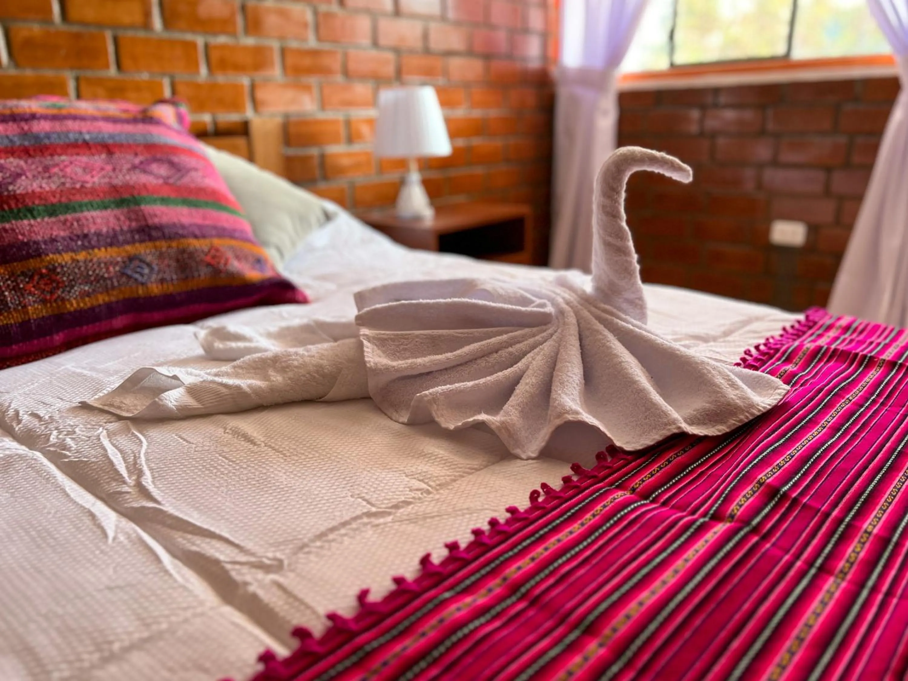 towels, Bed in Tupac Huaraz