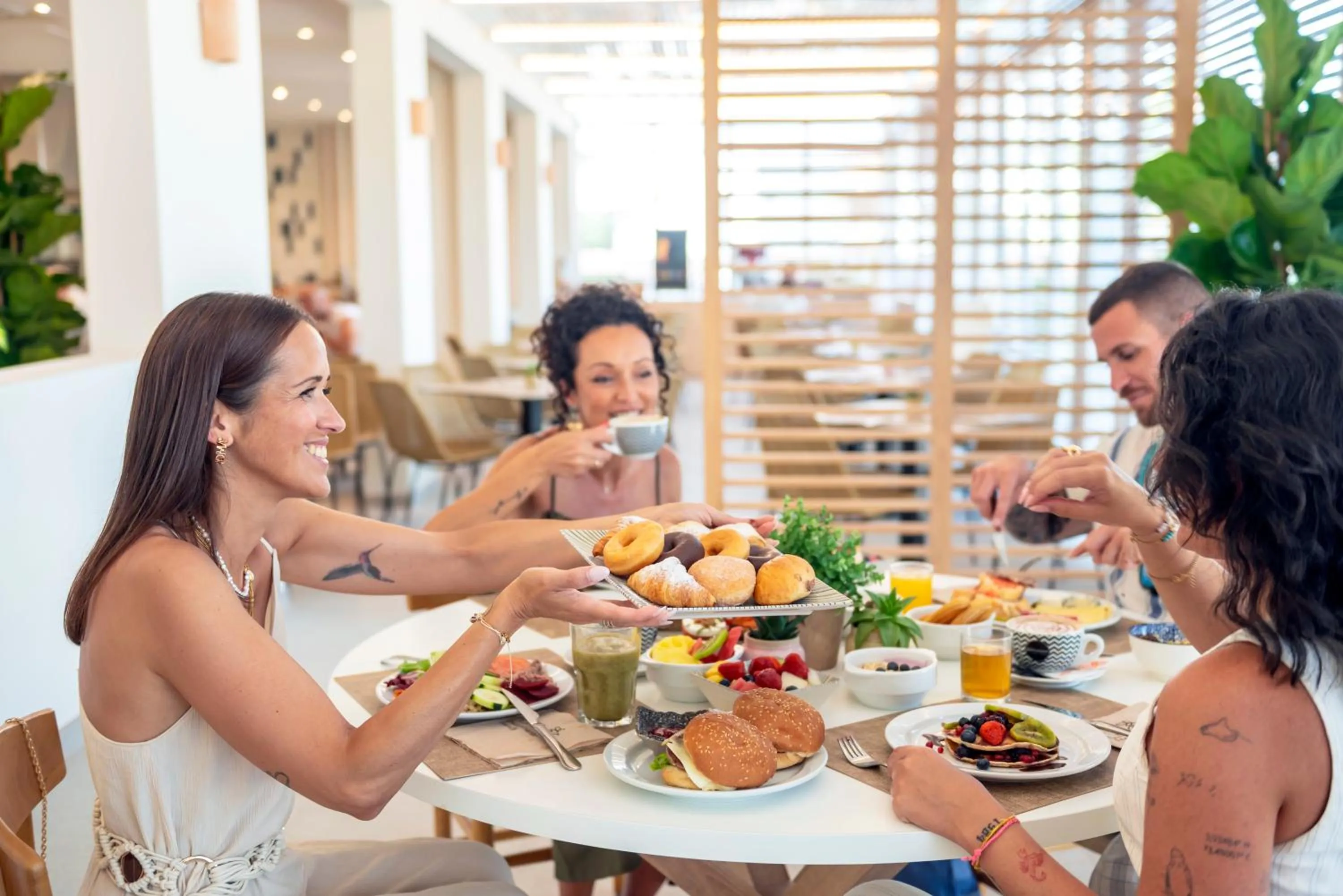 Restaurant/places to eat in HSM Lago Park