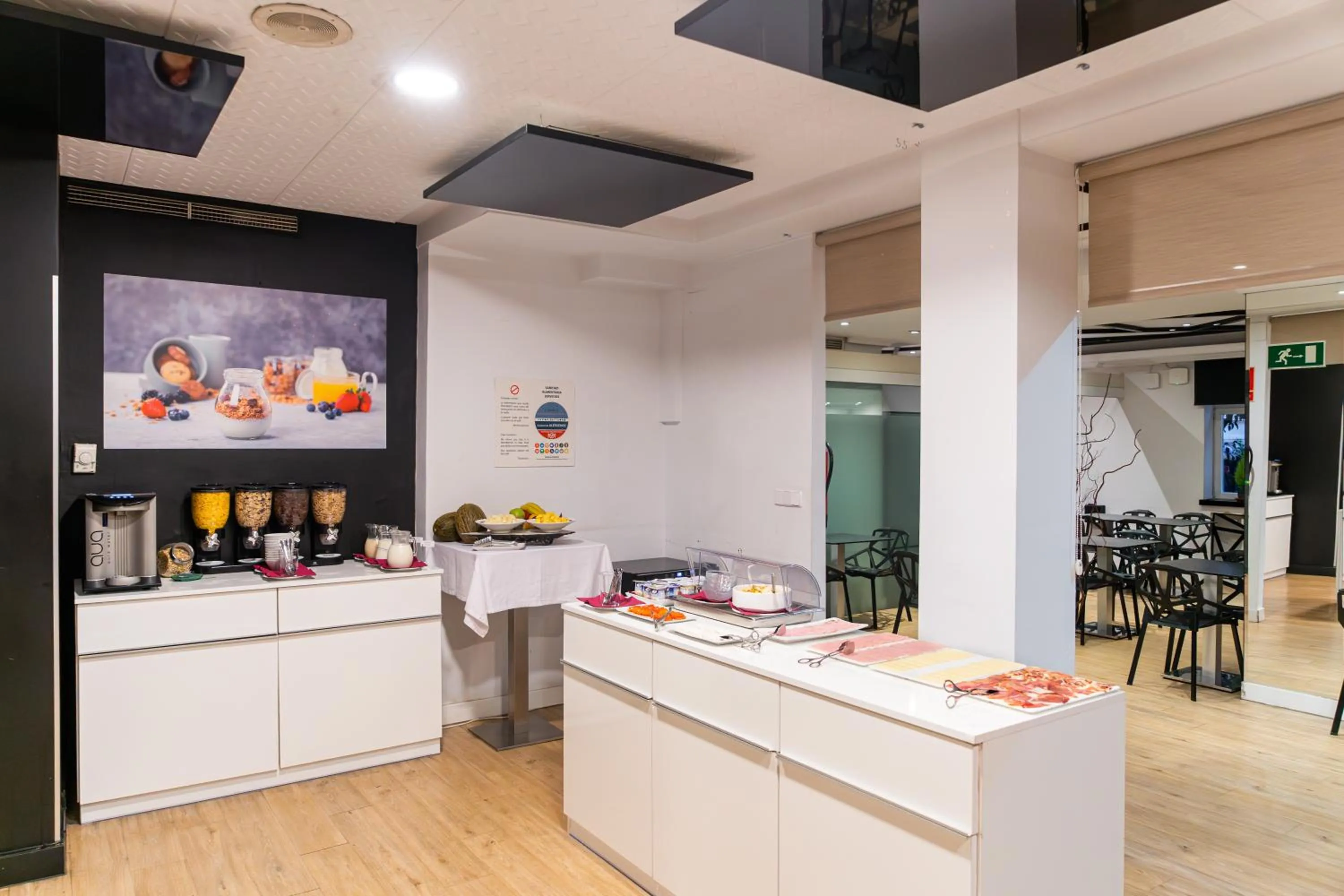 Breakfast in NeoMagna Madrid