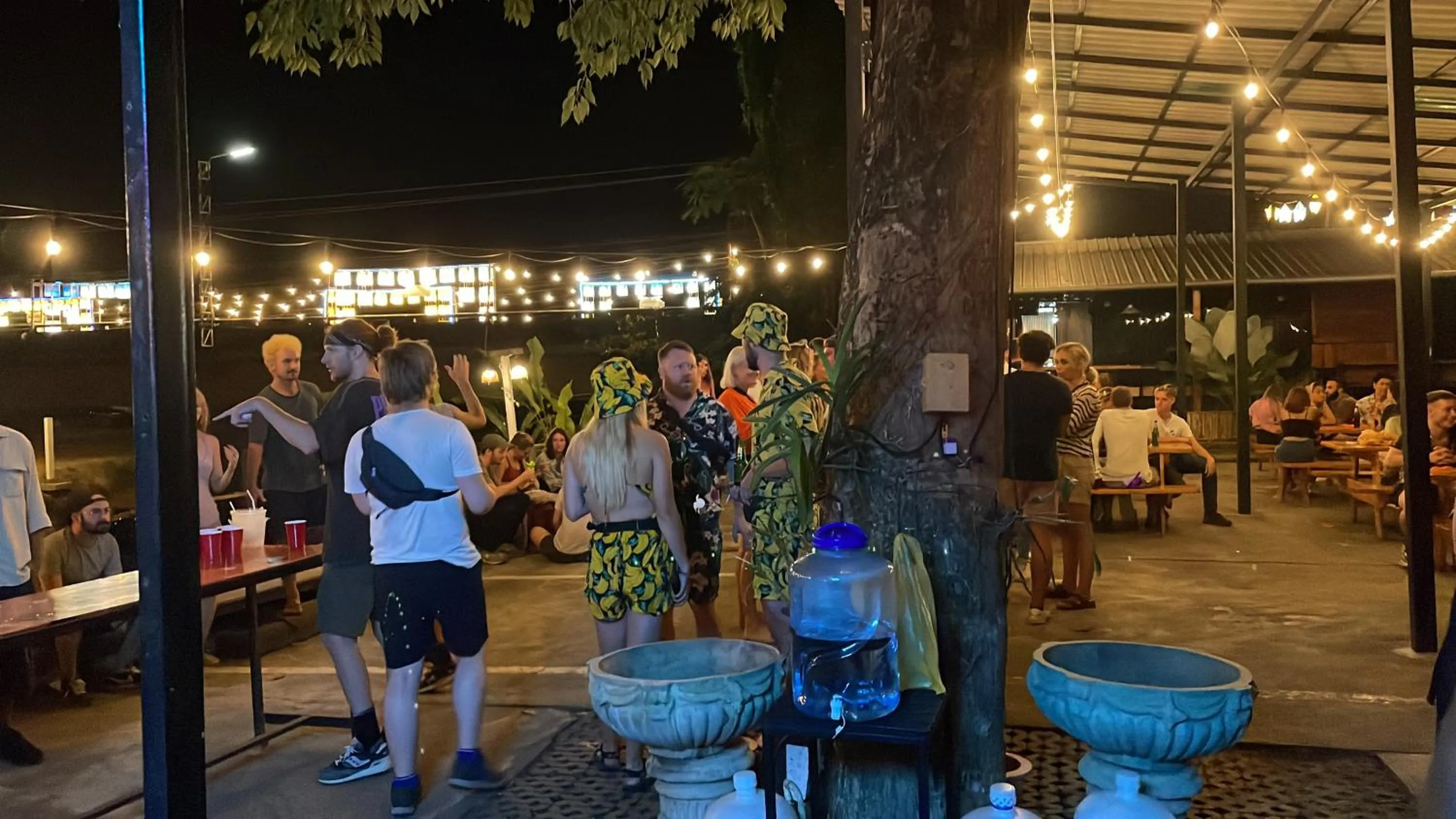 Patio in Revolution Hostel Pai