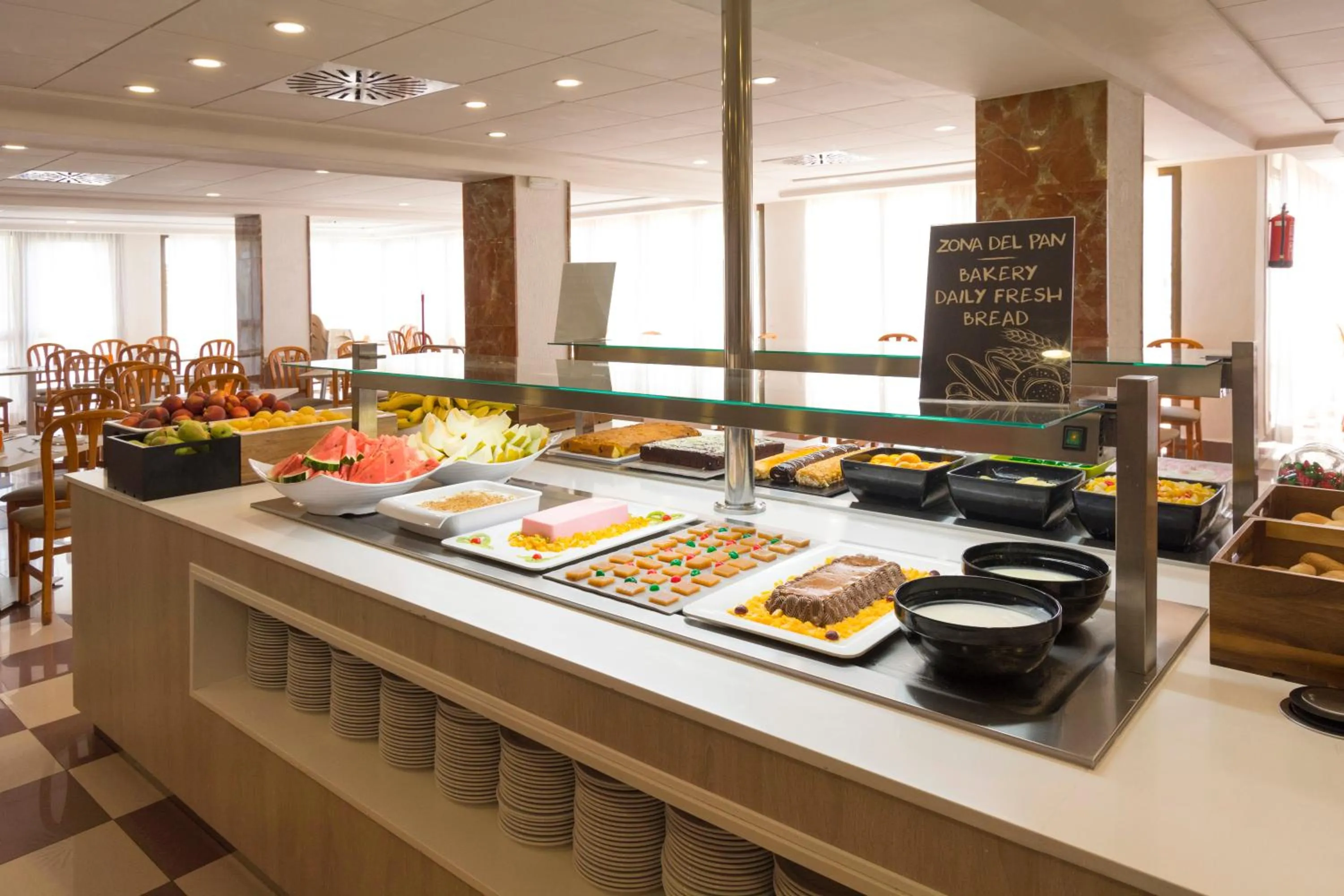 Food and drinks in HSM Canarios Park