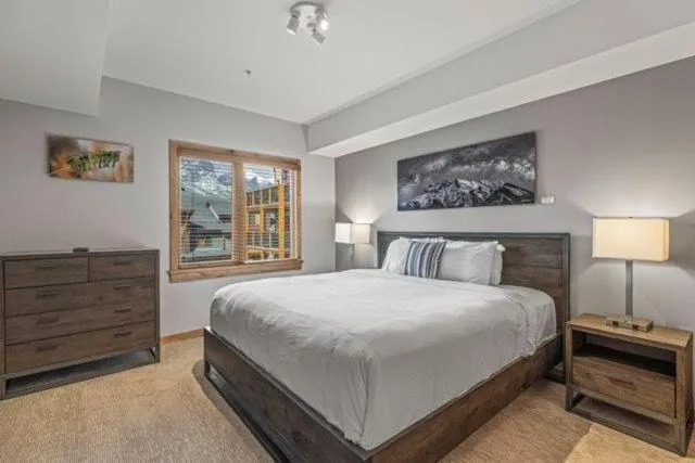 Bed in Spring Creek Condo by Canadian Rockies Vacation Rentals