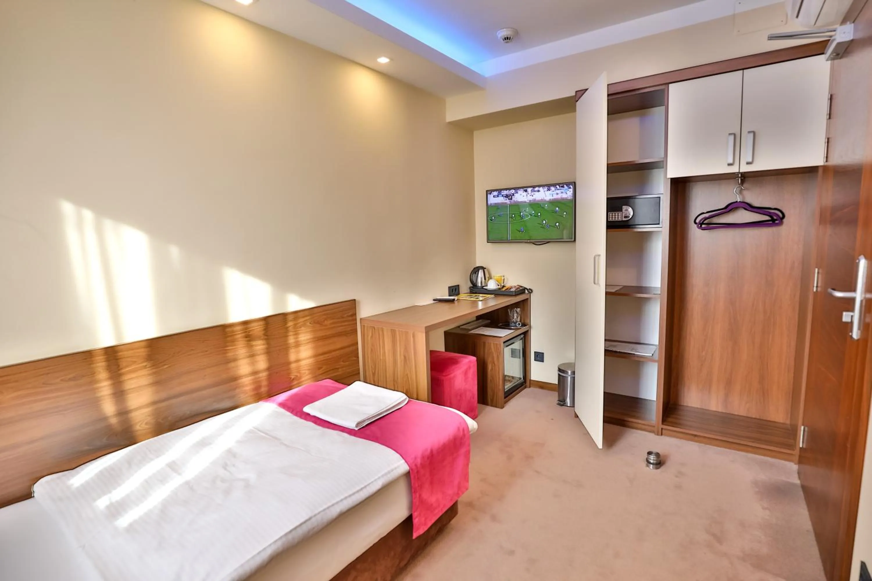 Bed in Boutique Hotel Golden Star