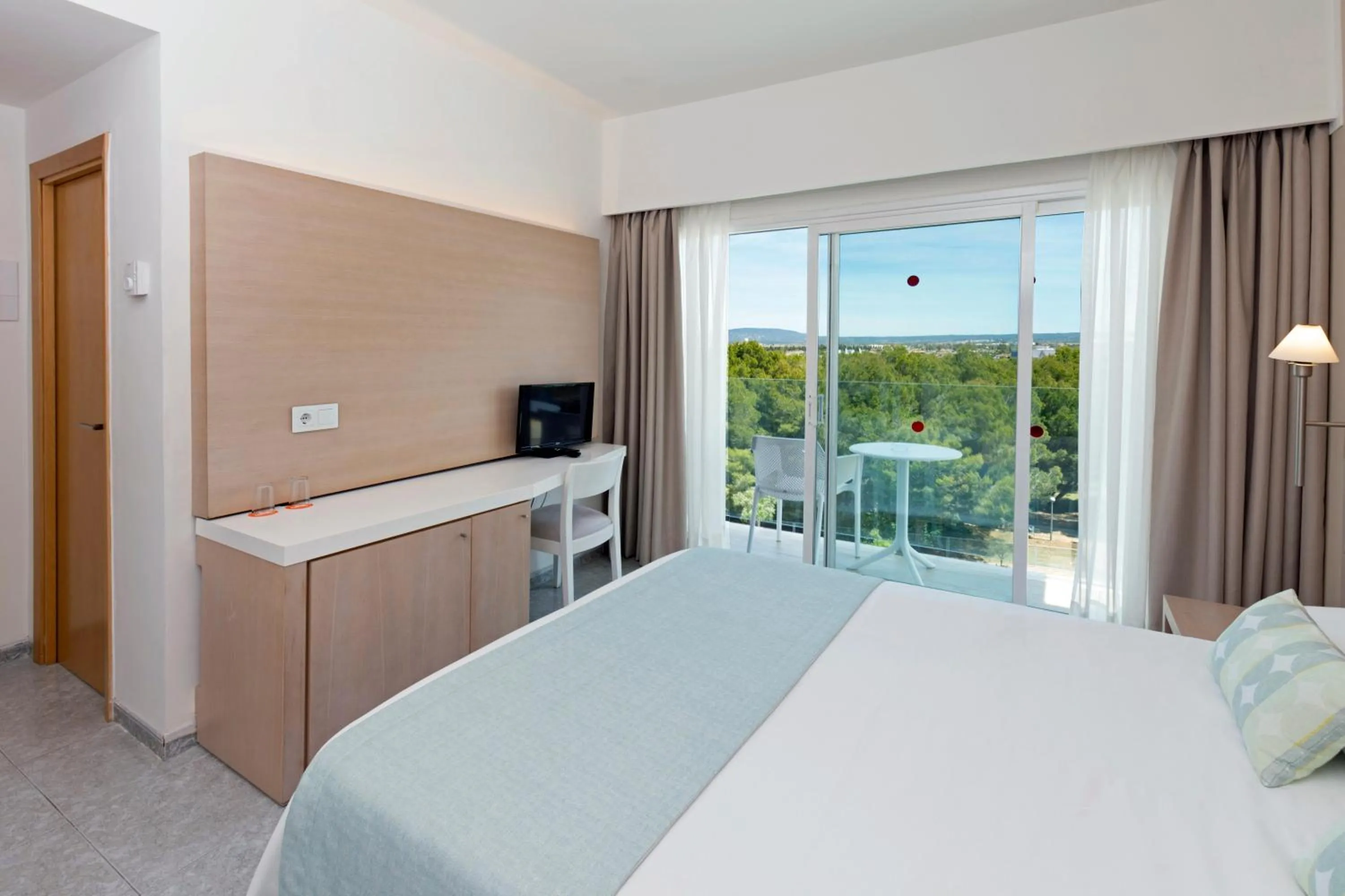 Photo of the whole room, Bed in HSM Golden Playa