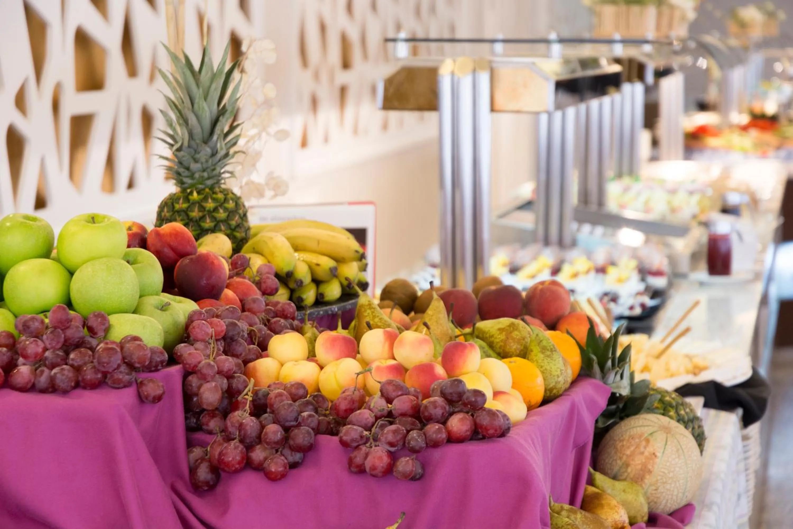 Restaurant/places to eat in HSM Golden Playa