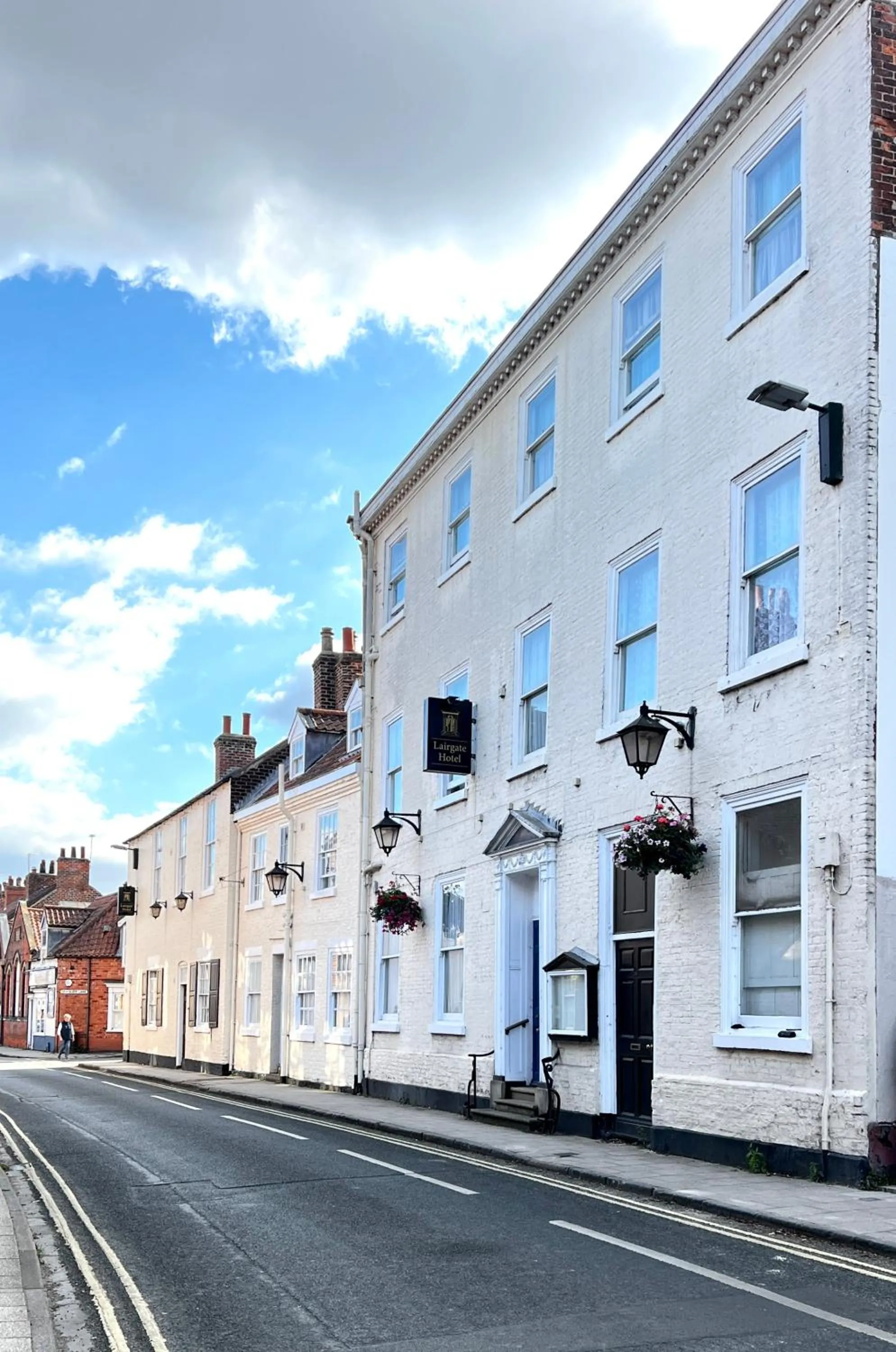 Property building in The Lairgate