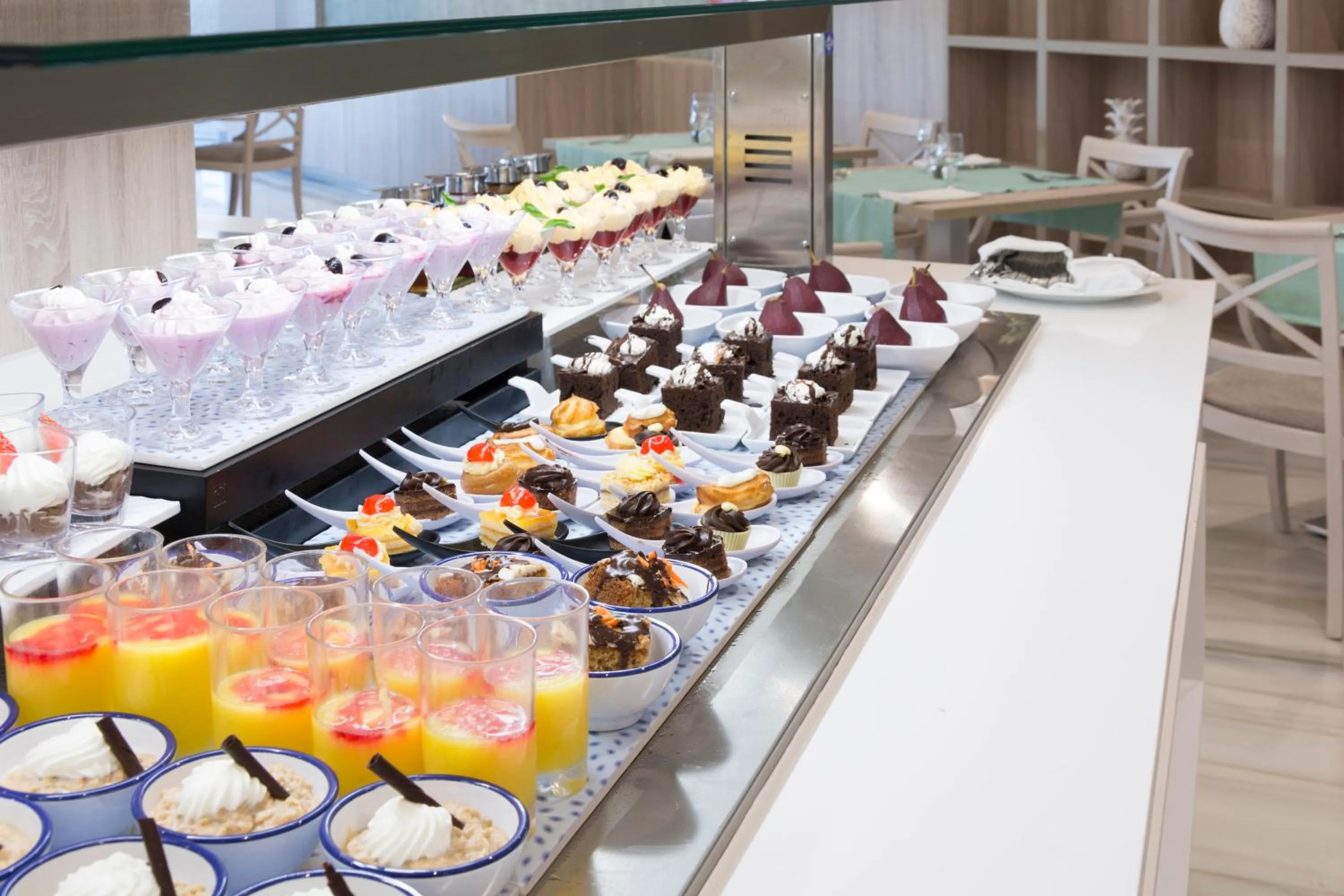 Restaurant/places to eat in Ona Palmira Paguera