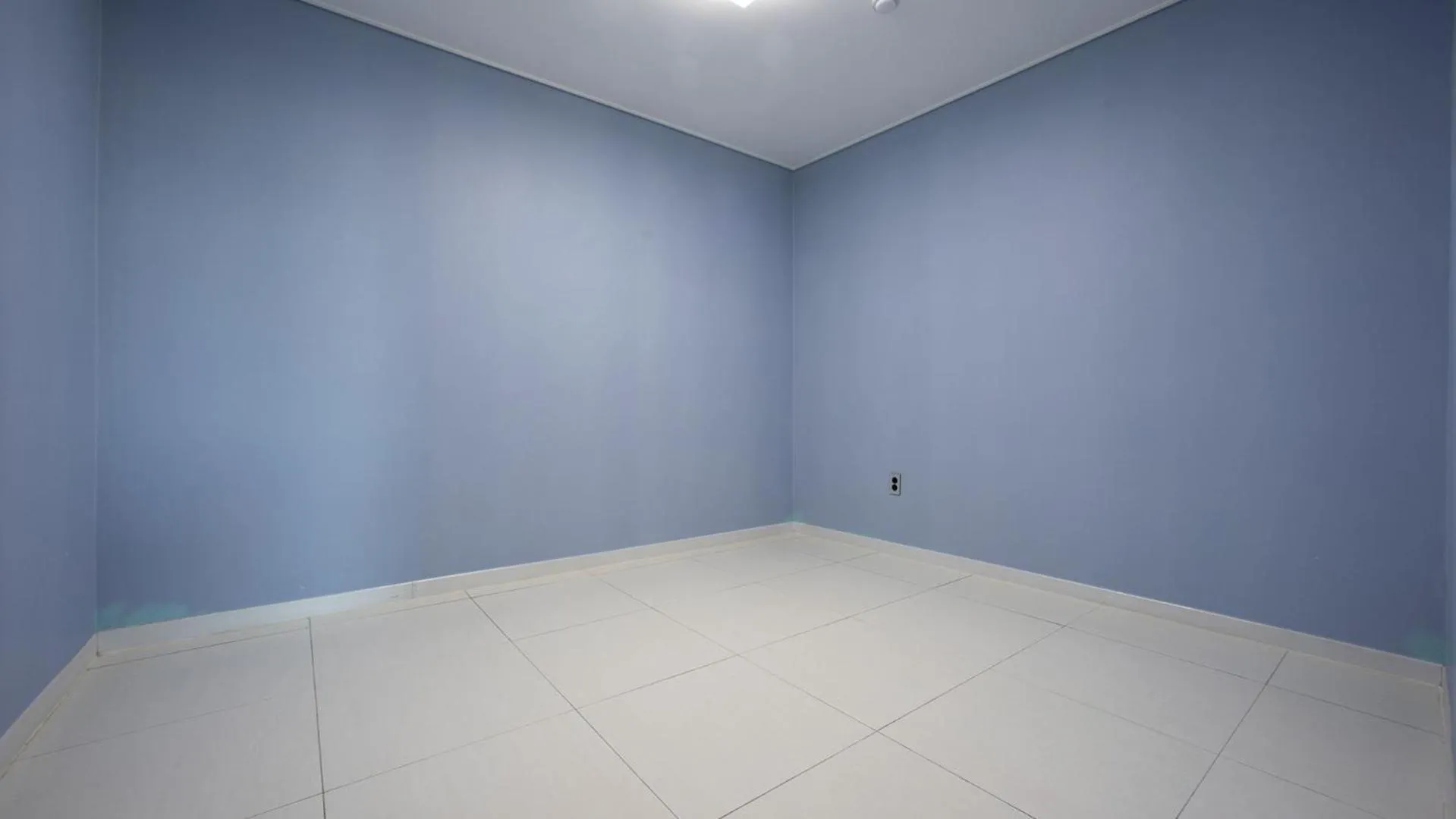 Photo of the whole room in Carib Condo Hotel