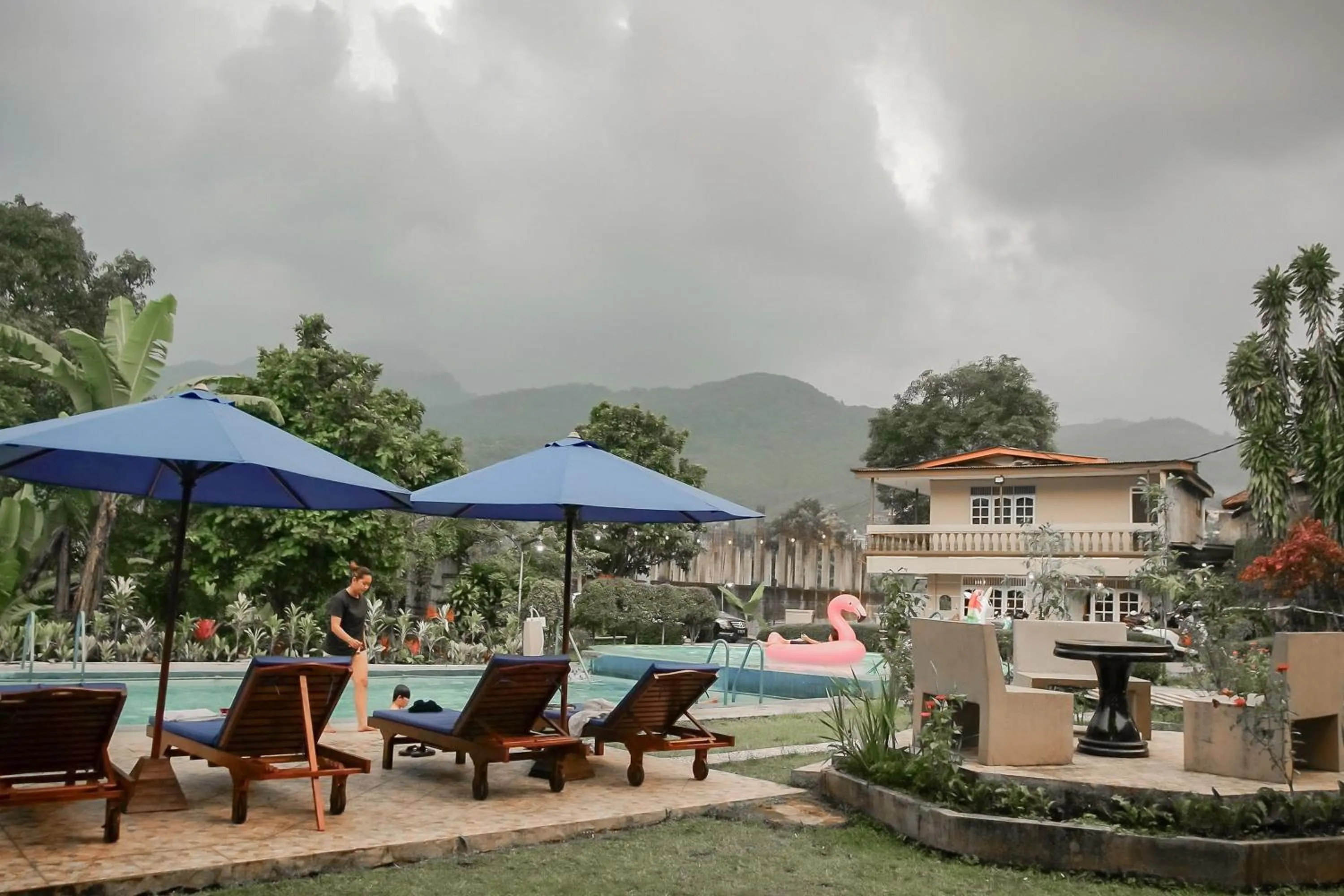 Property building in RedDoorz near Taman Safari 2