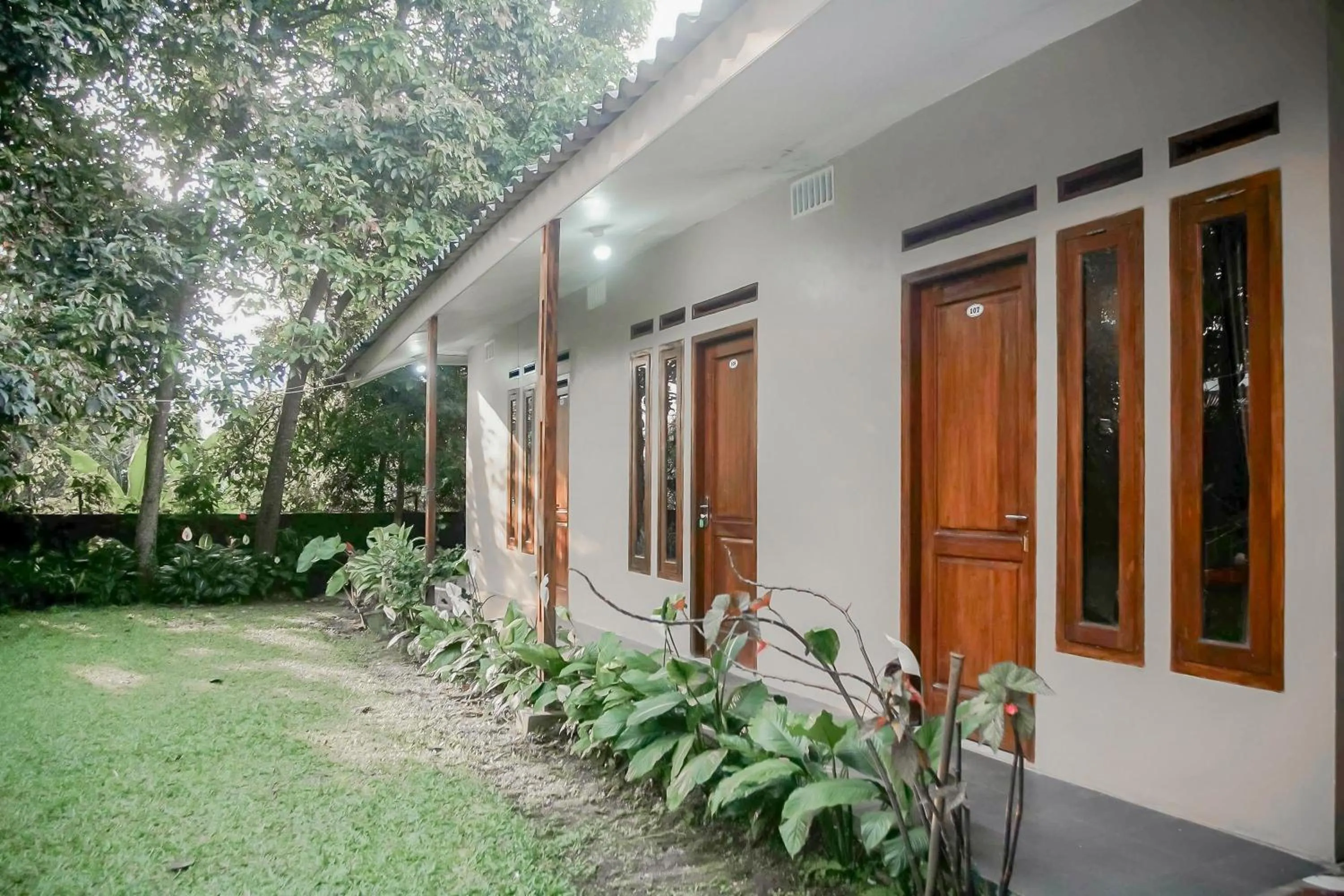 Property building in RedDoorz near Taman Safari 2