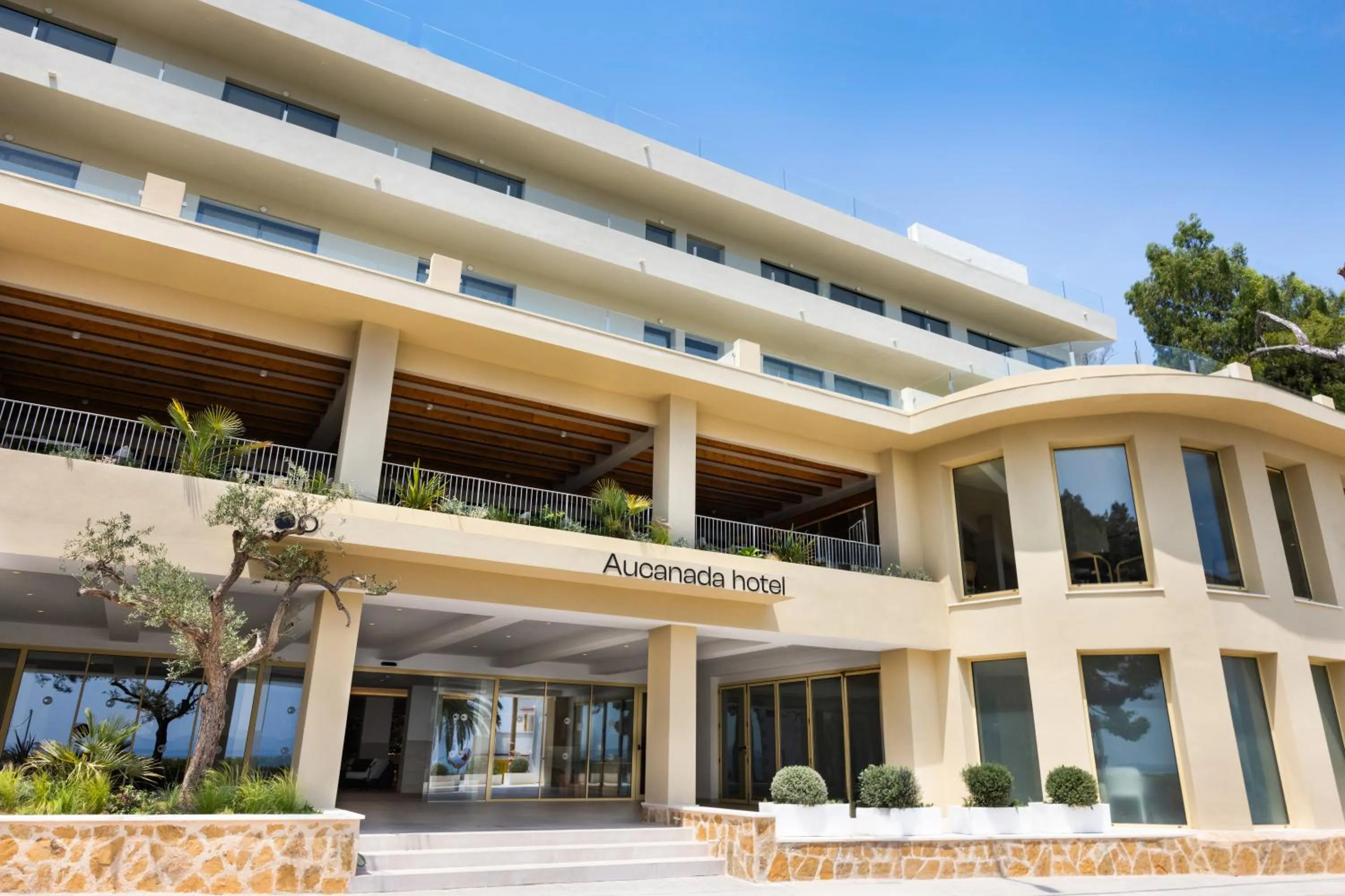 Inmood Aucanada 4 Sup - Adults Only