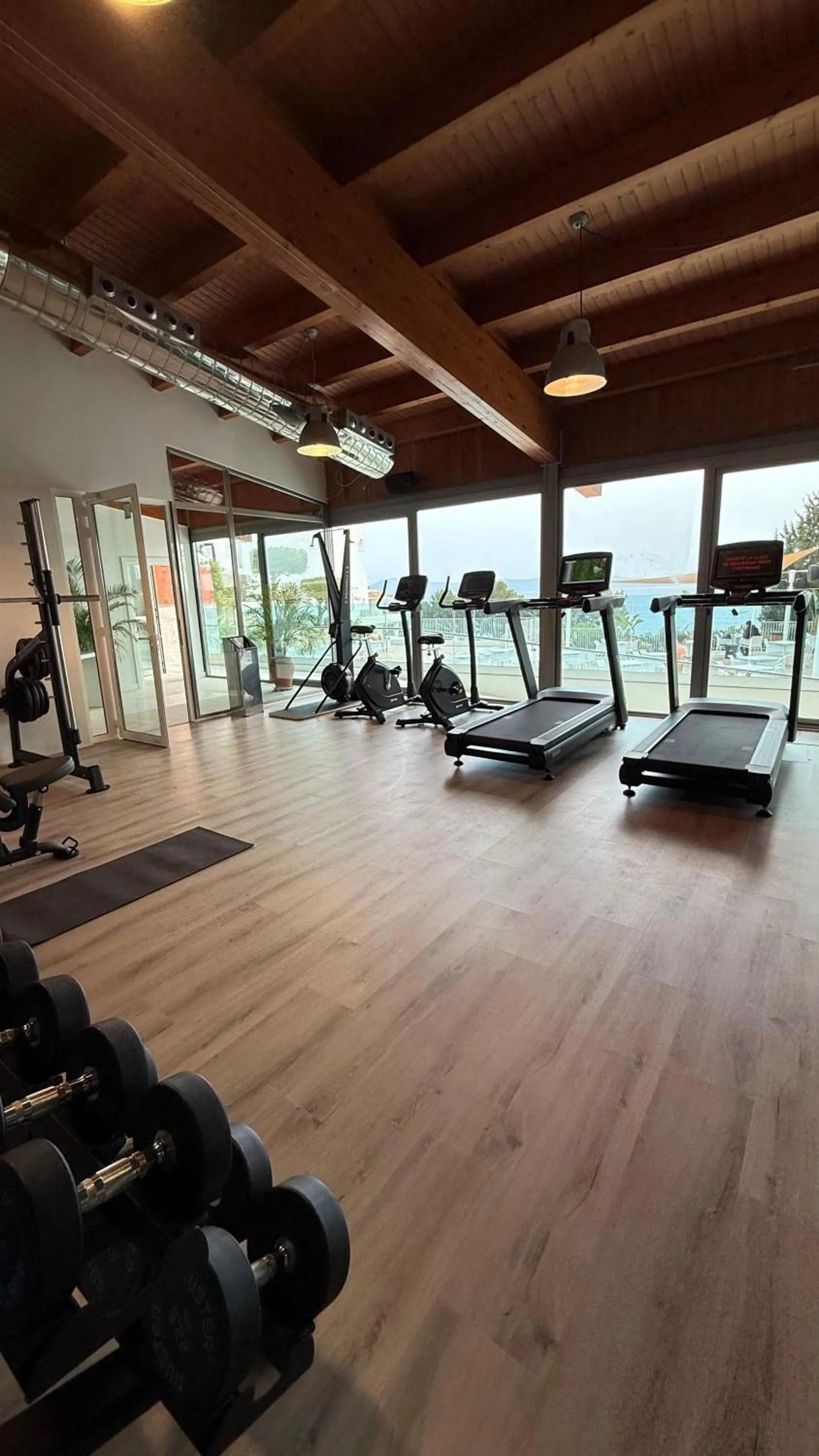 Activities in Inmood Aucanada 4 Sup - Adults Only