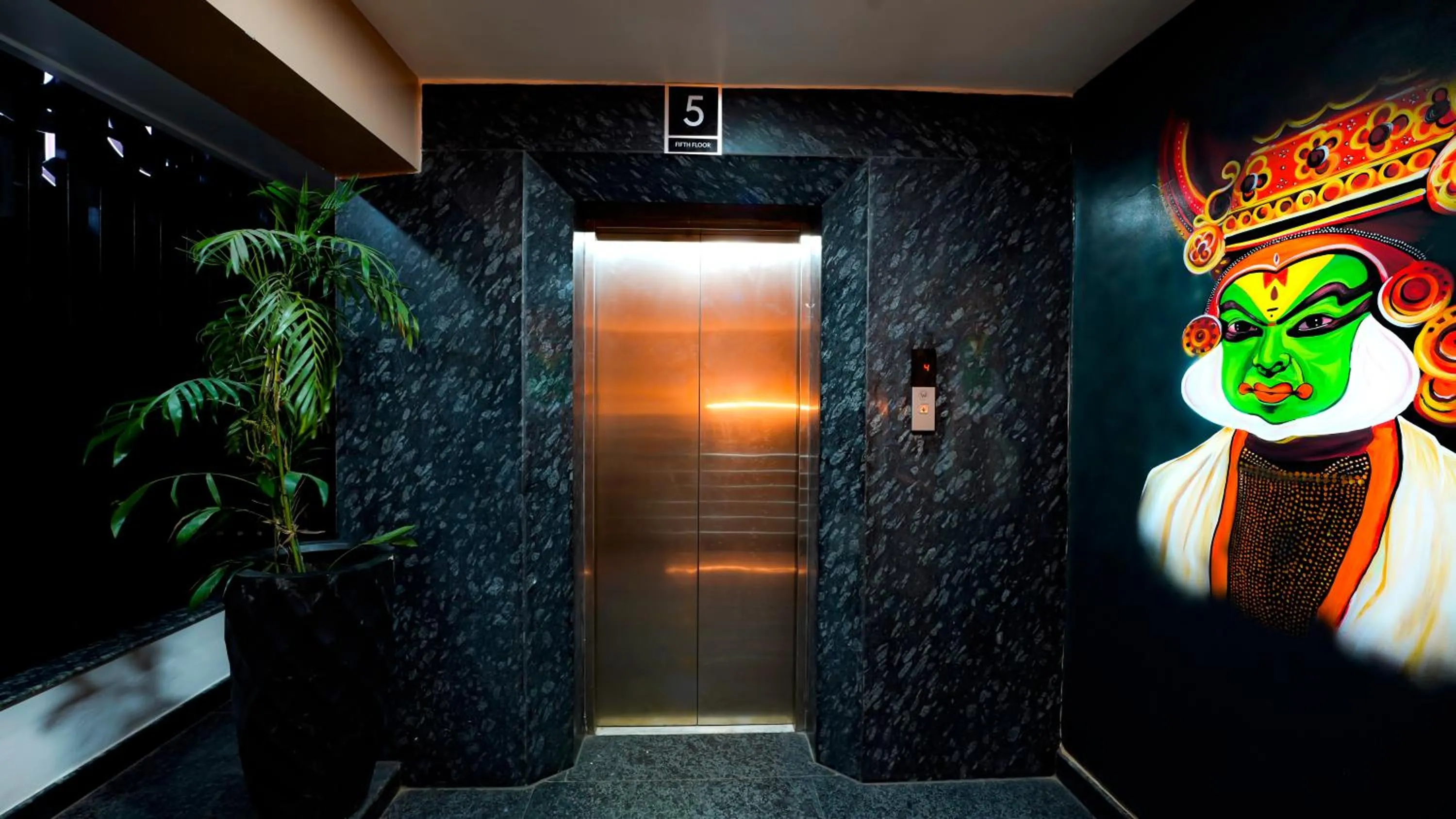 Area and facilities in Royal Tusker Luxury Service Apartments