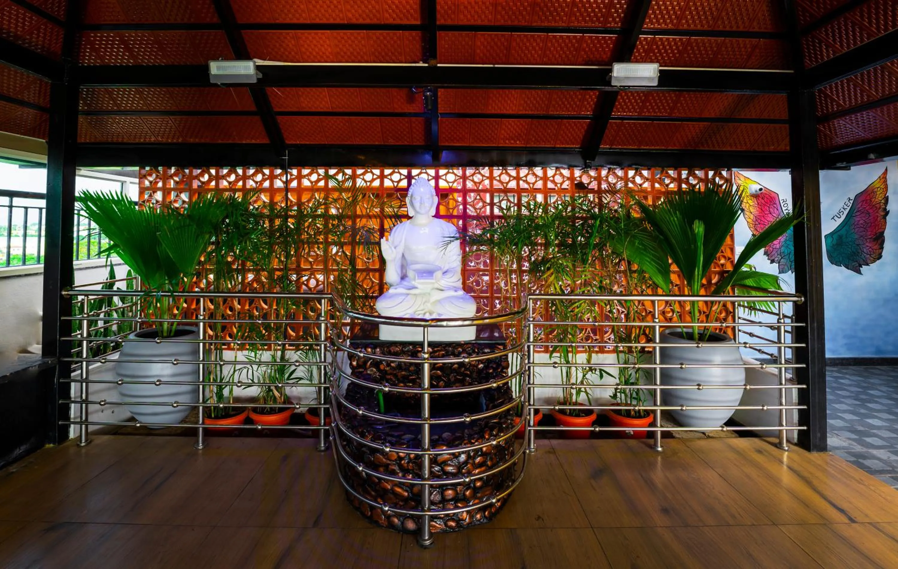 Decorative detail in Royal Tusker Luxury Service Apartments