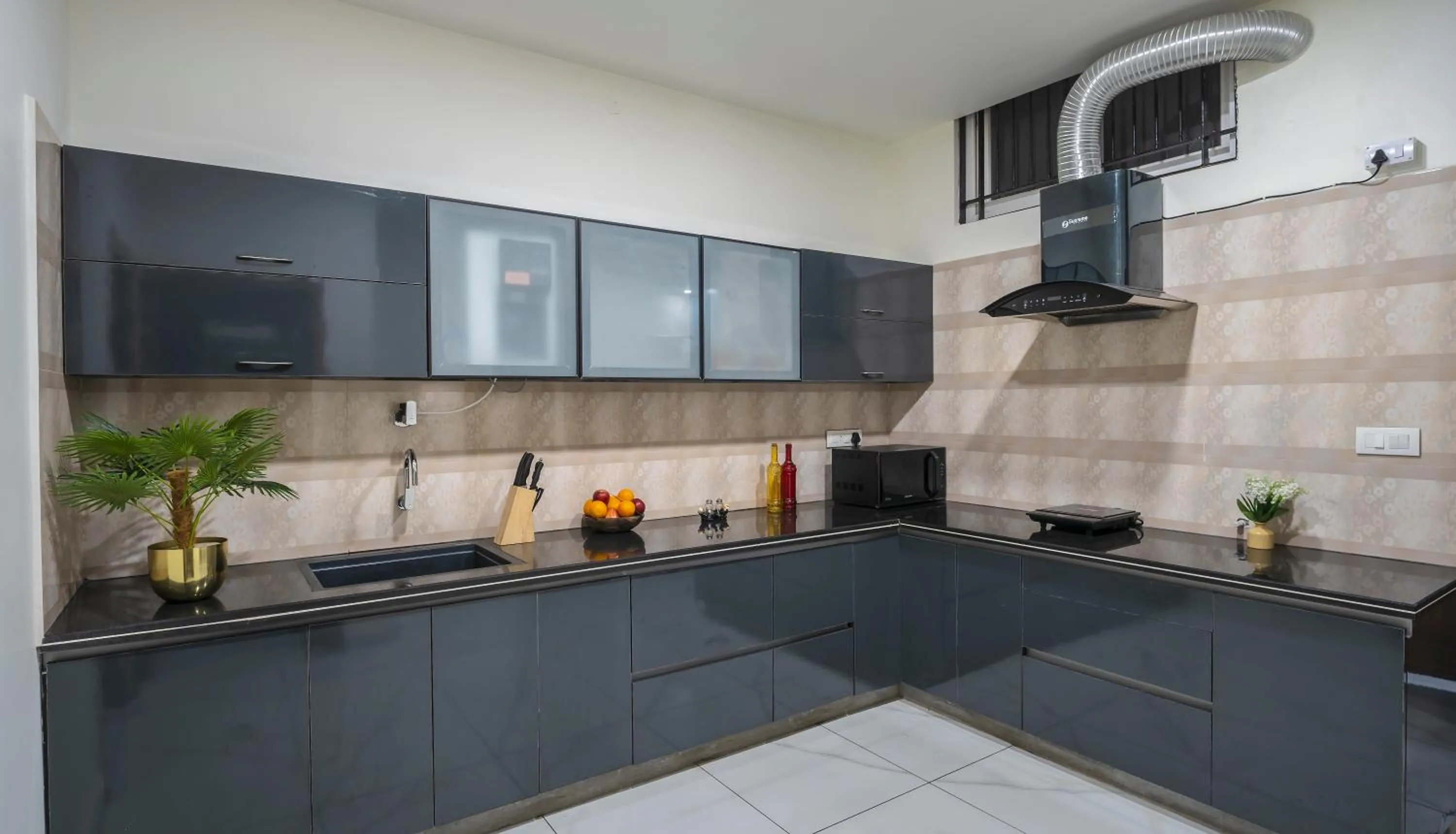 Kitchen or kitchenette in Royal Tusker Luxury Service Apartments
