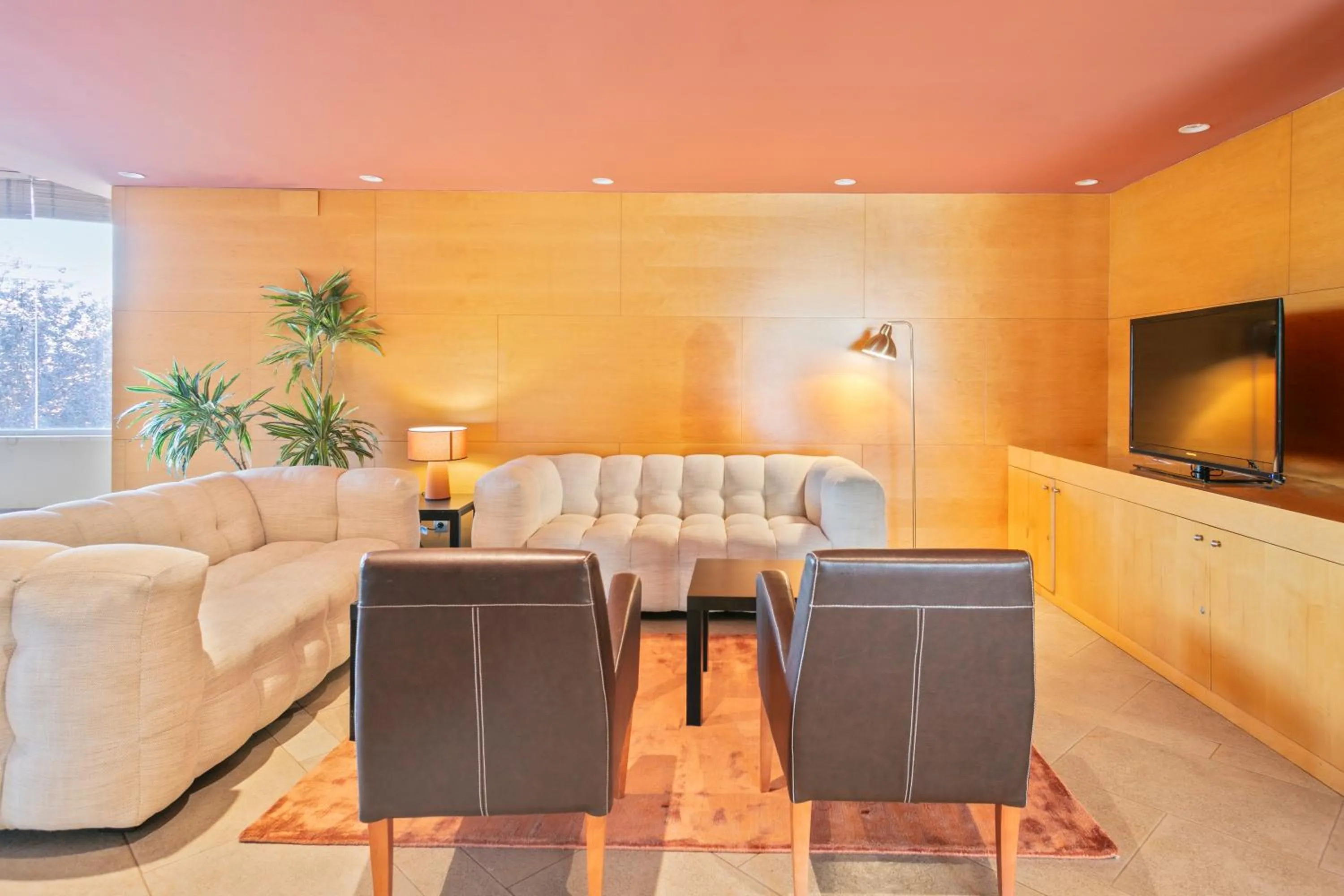 Communal lounge/ TV room in Acta Sant Just