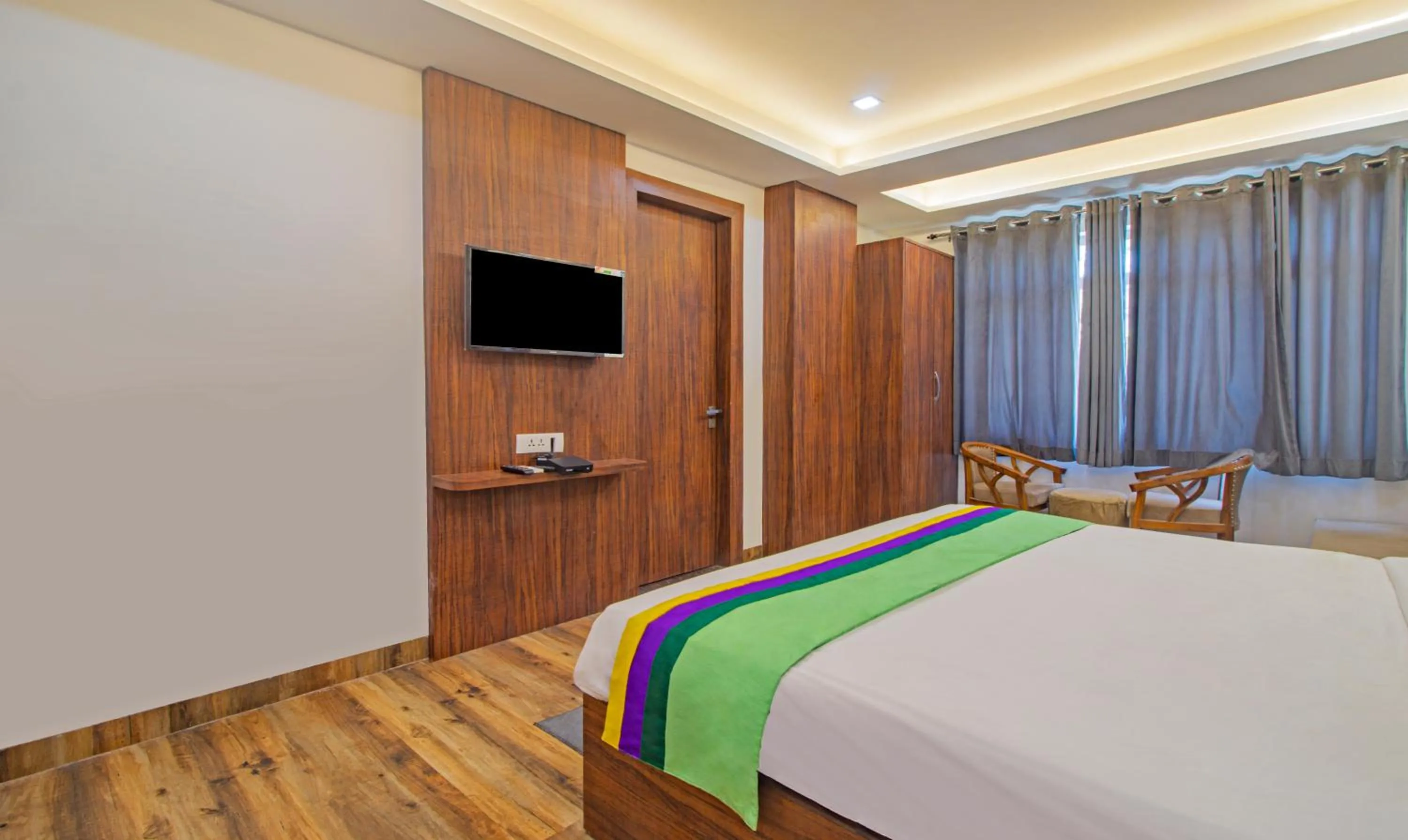 Bedroom, Bed in Treebo The Empire Near Taj Mahal Agra