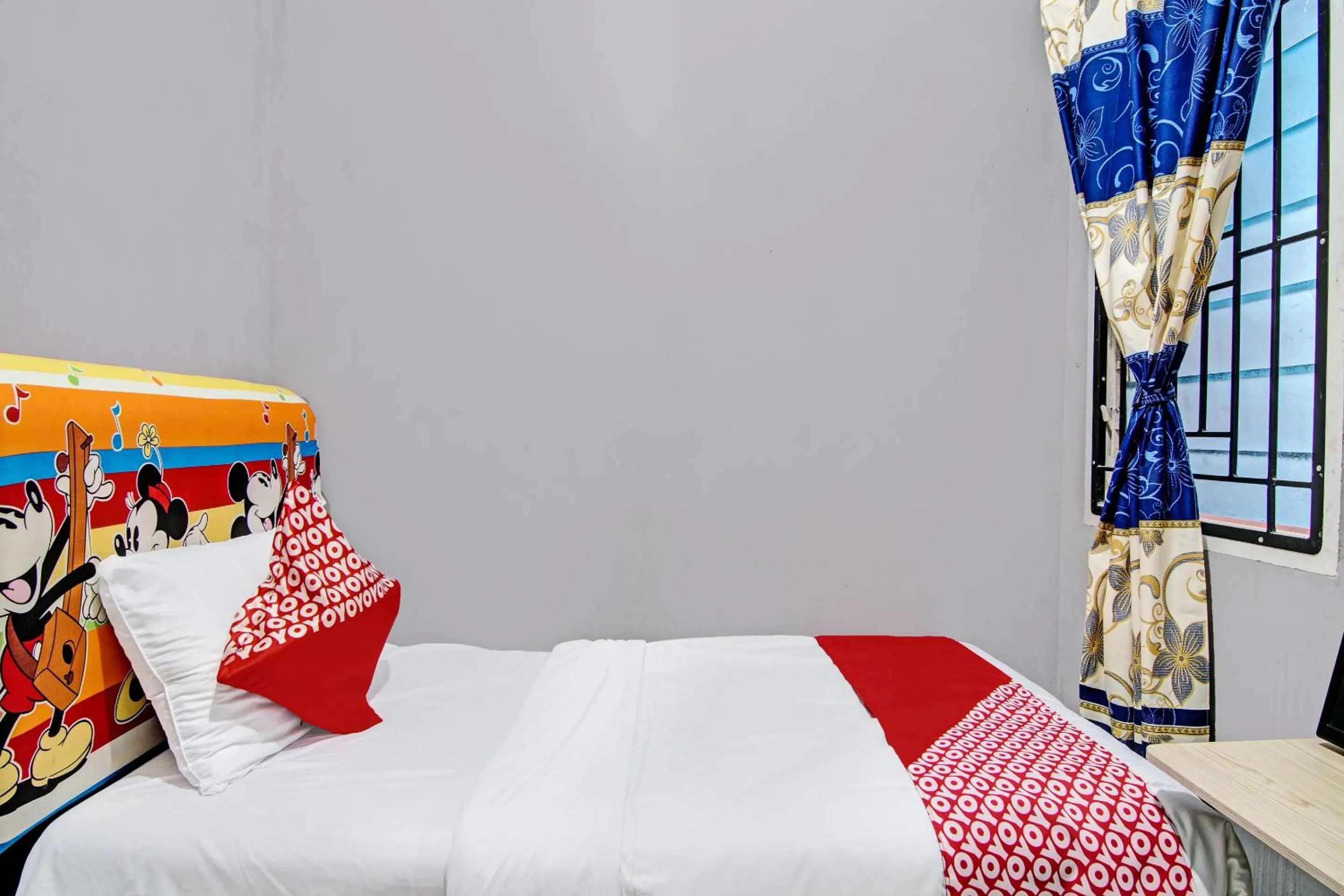 Bedroom, Bed in Hotel O Timur Raya Homestay Syariah