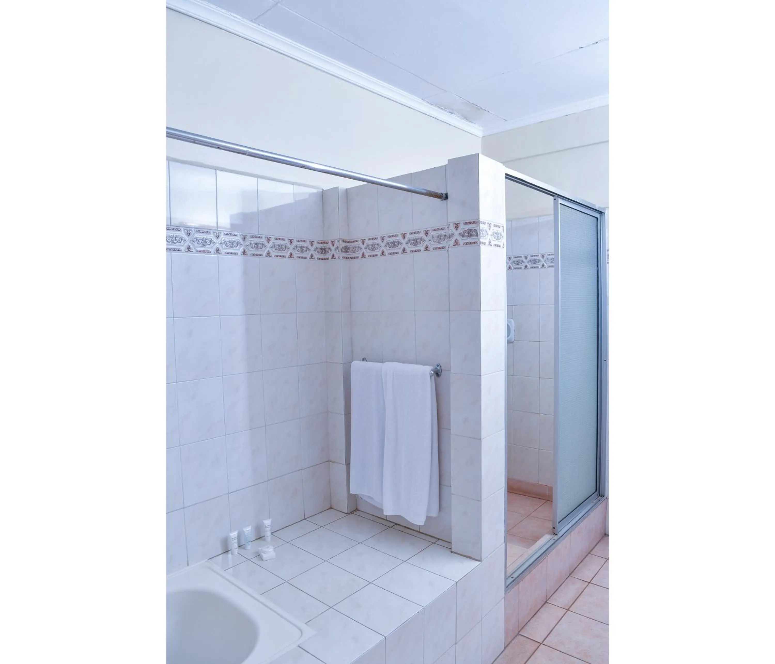 Bathroom in Hillpark Hotel